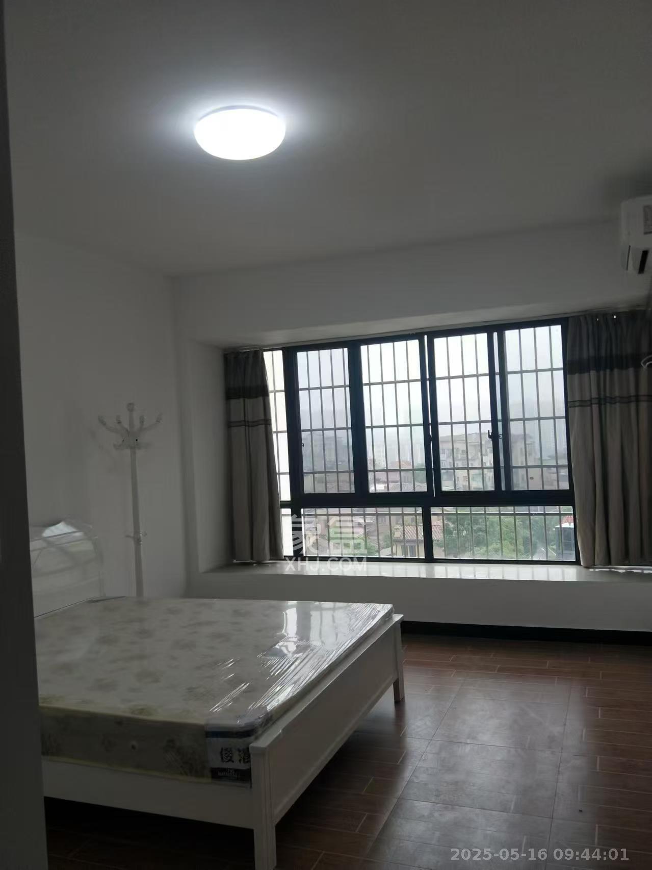 黑金时代广场 4室2厅2卫 2200.0元/月 黑金时代广场 4室2厅2卫 2200.0元/月室内图