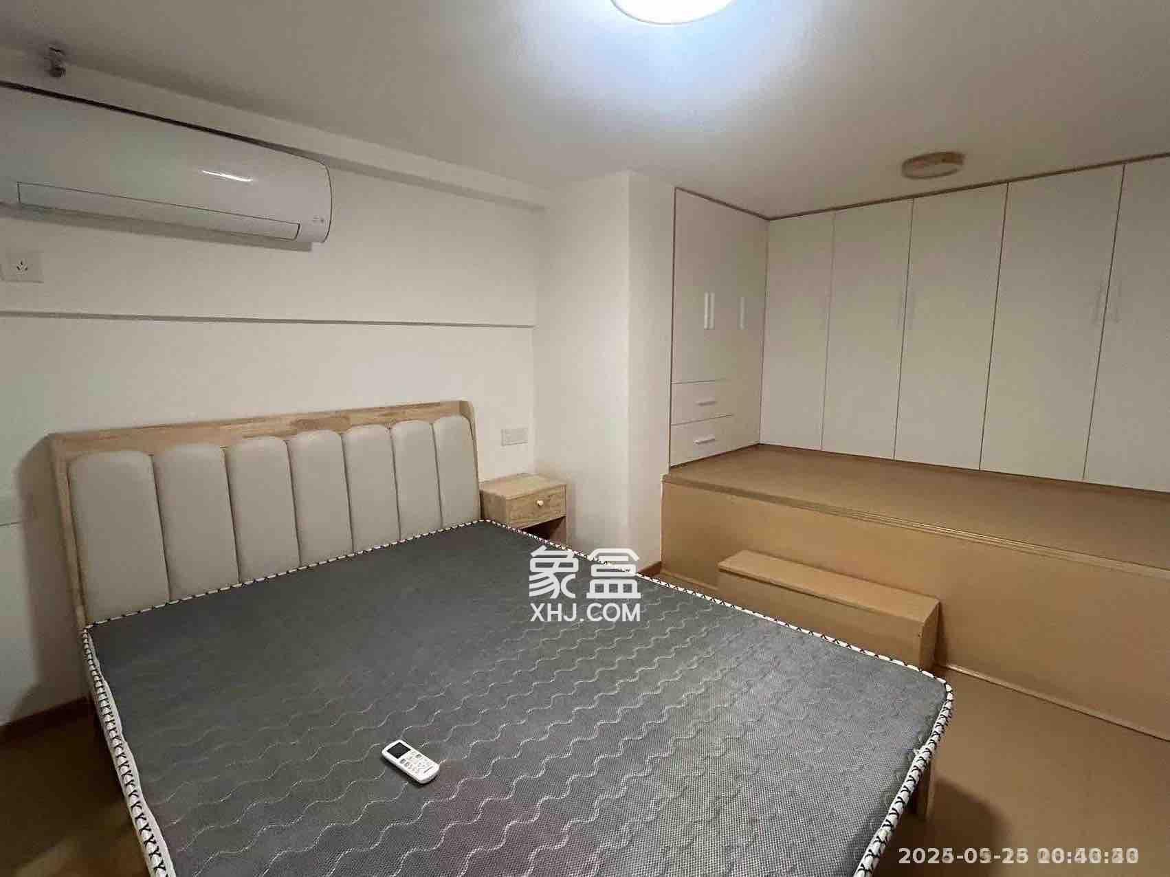 越秀悦湖台  2室1厅1卫    2700.0元/月 越秀悦湖台  2室1厅1卫    2700.0元/月室内图