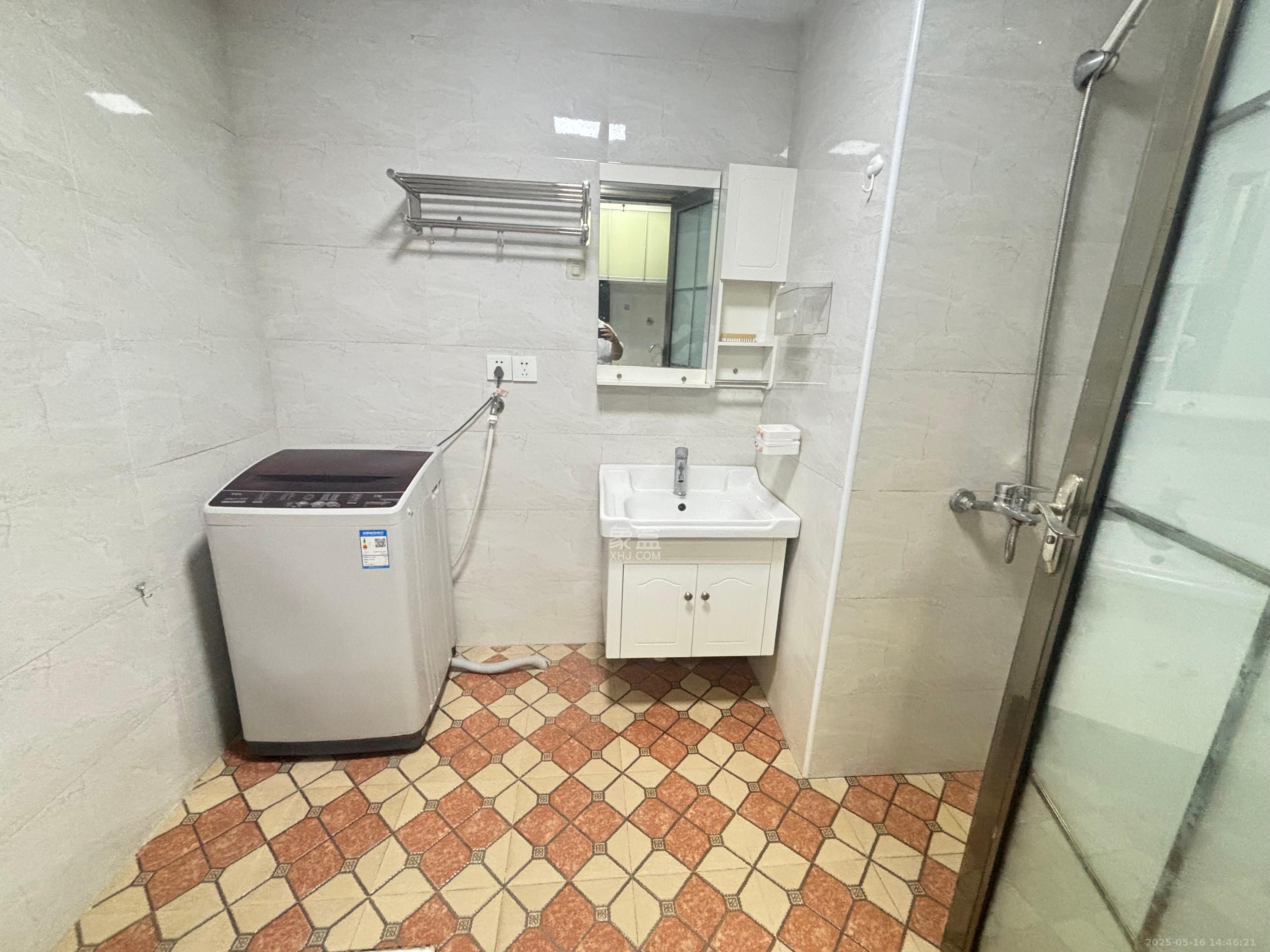方略城市广场  1室1厅1卫   1300.00元/月室内图