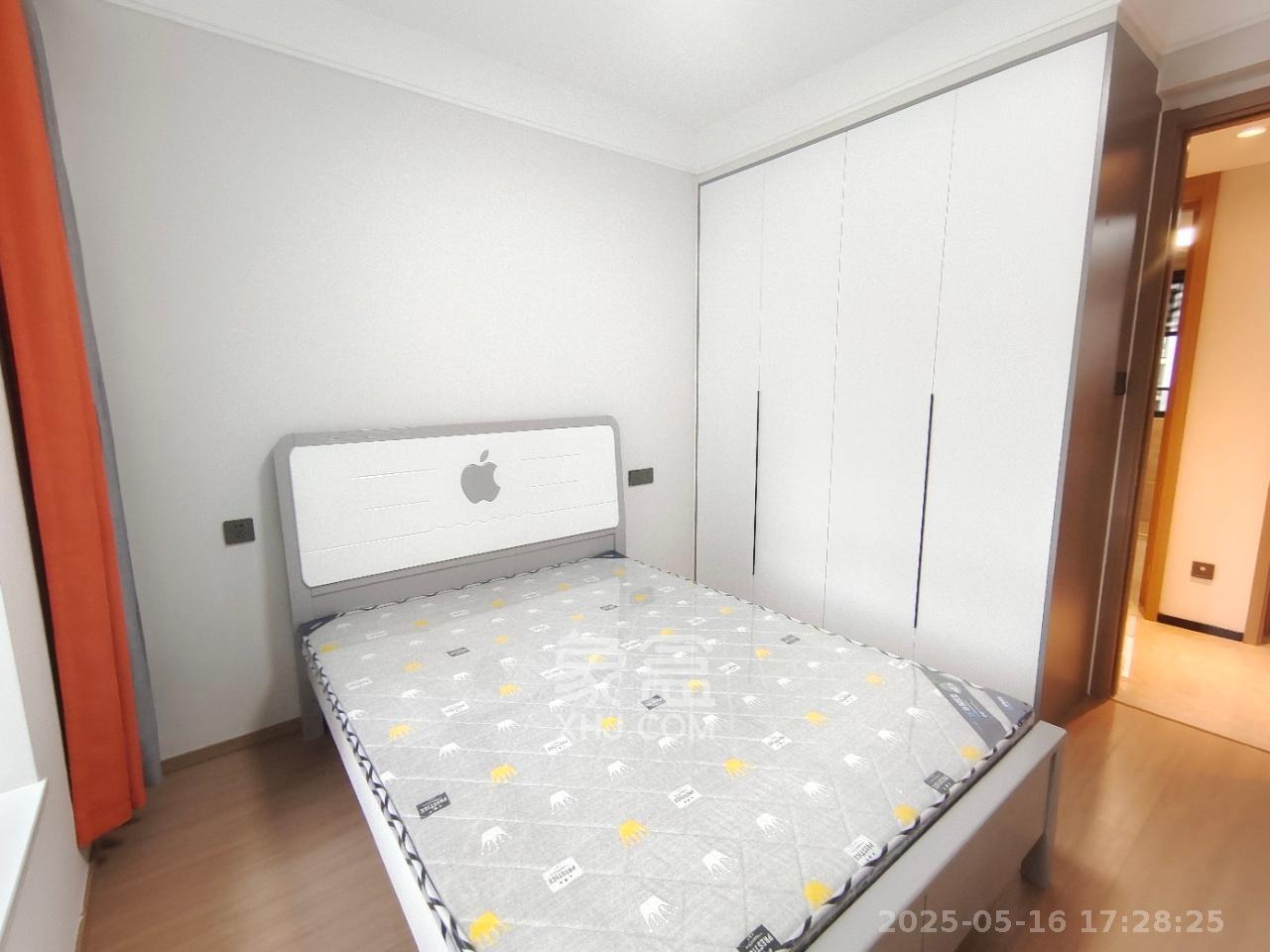 华润凯旋门一期  4室2厅2卫   3600.00元/月室内图