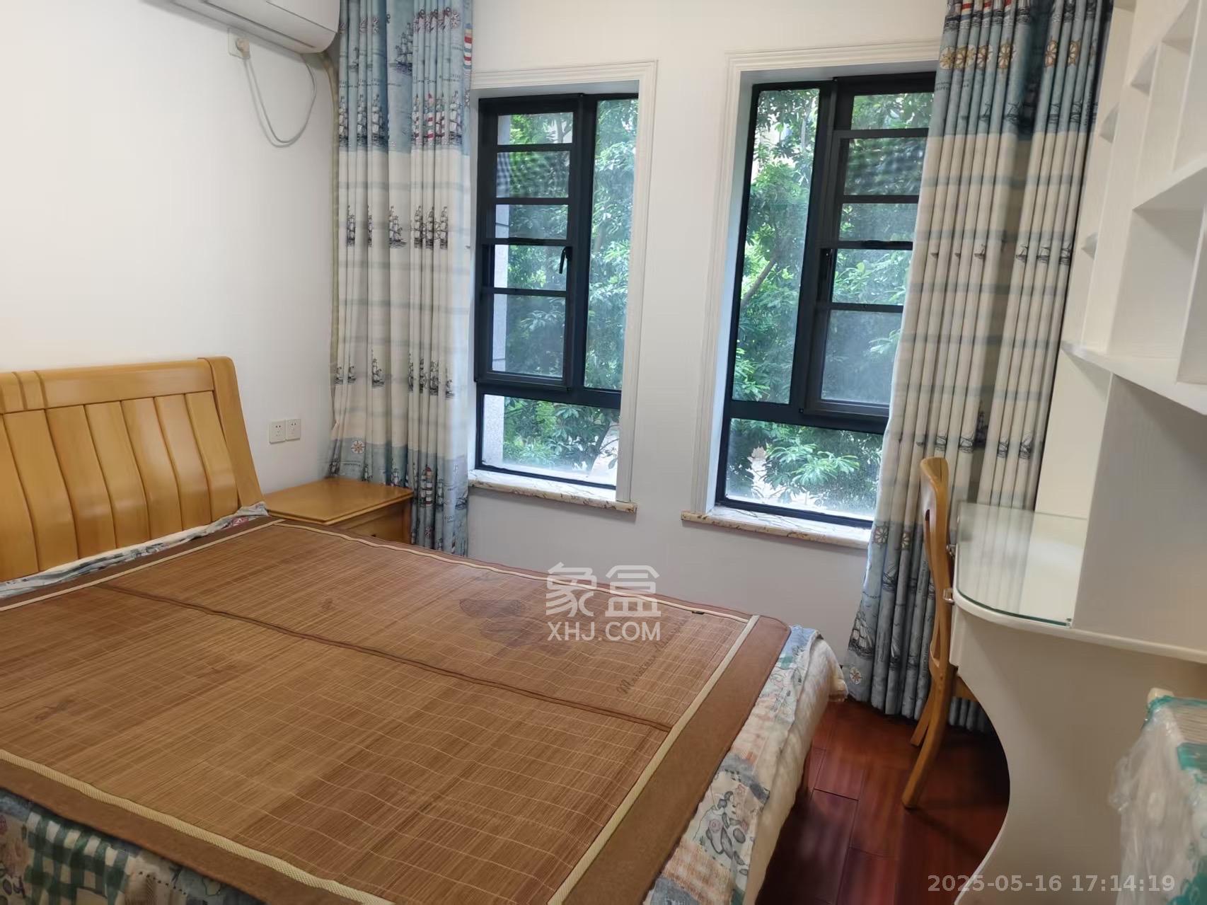 鑫远尚玺苑 4室2厅2卫 4300.0元/月 鑫远尚玺苑 4室2厅2卫 4300.0元/月室内图