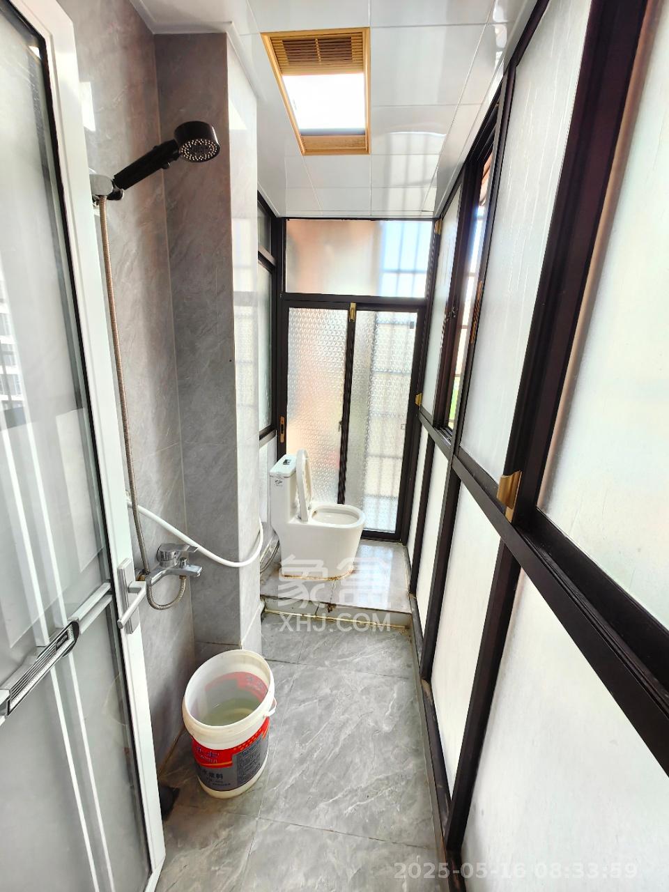 嘉荣苑  1室1厅1卫   1400.00元/月室内图