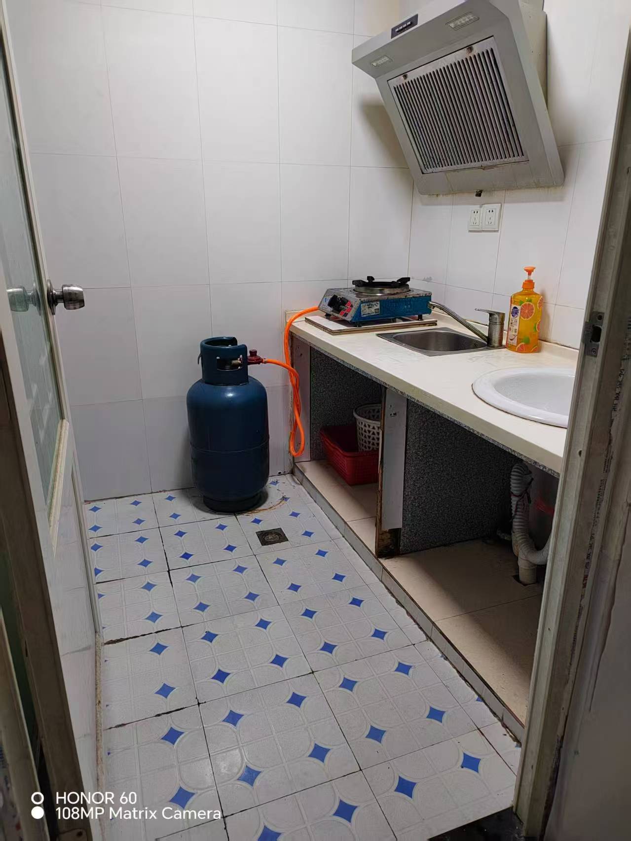 鹏泰国际 1室1厅1卫 1000.0元/月 鹏泰国际 1室1厅1卫 1000.0元/月室内图