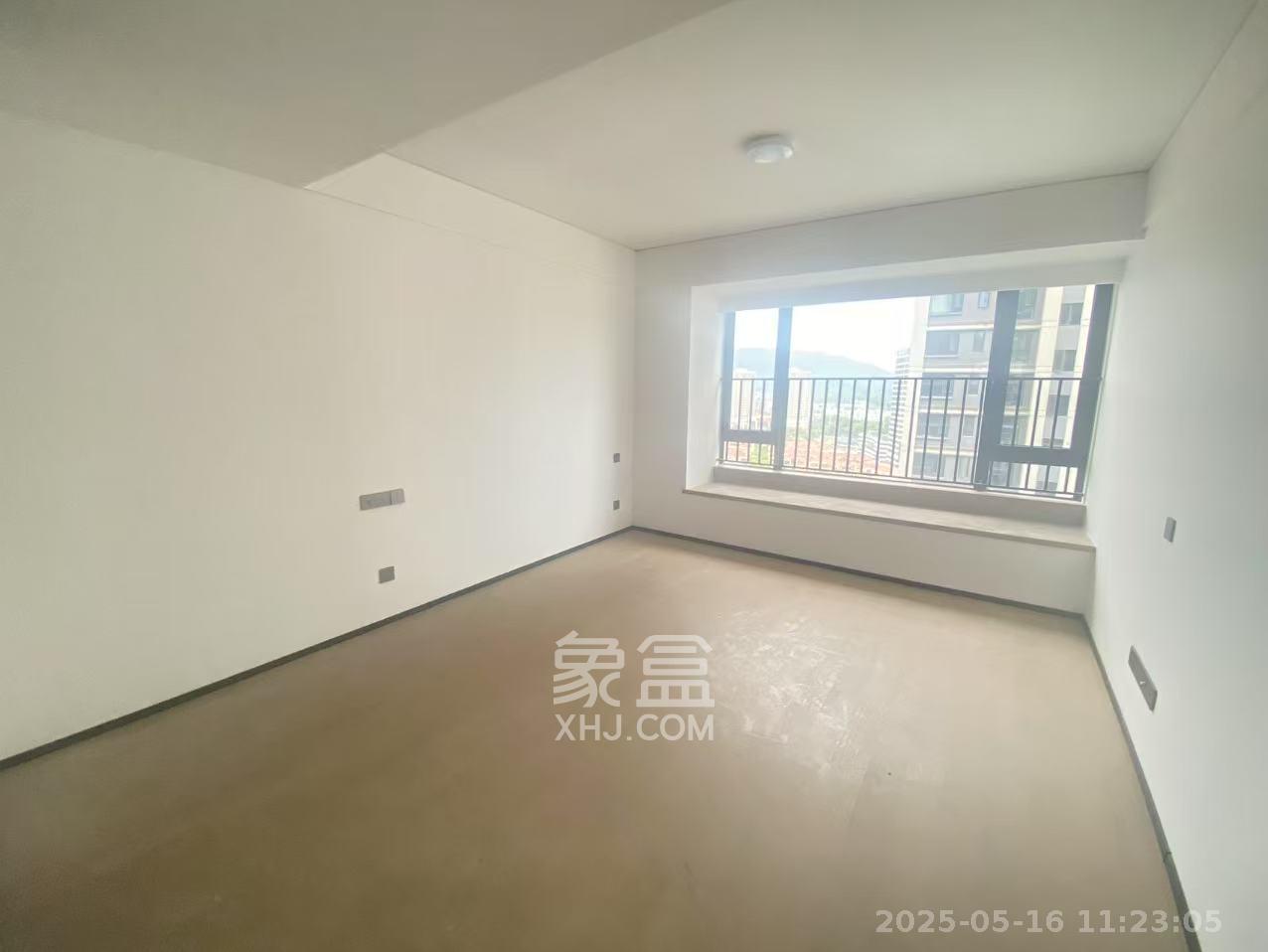 金地峯范  4室2厅2卫   4500.00元/月室内图