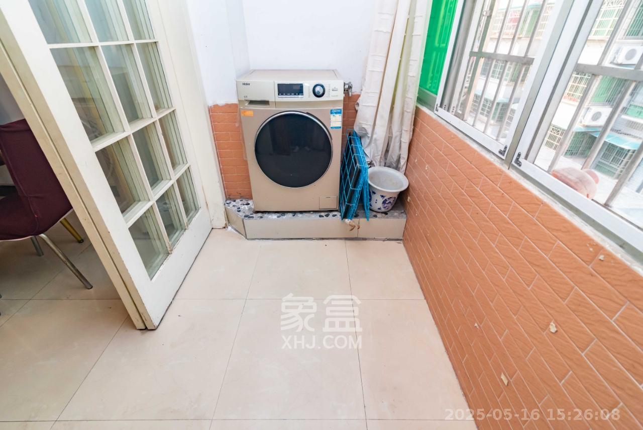 德邦新村 2室2厅2卫 1800.0元/月 德邦新村 2室2厅2卫 1800.0元/月室内图