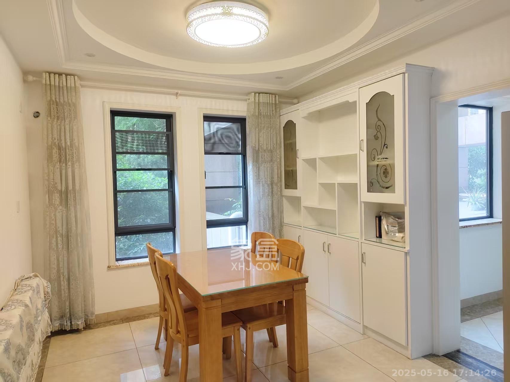 鑫远尚玺苑 4室2厅2卫 4300.0元/月 鑫远尚玺苑 4室2厅2卫 4300.0元/月室内图