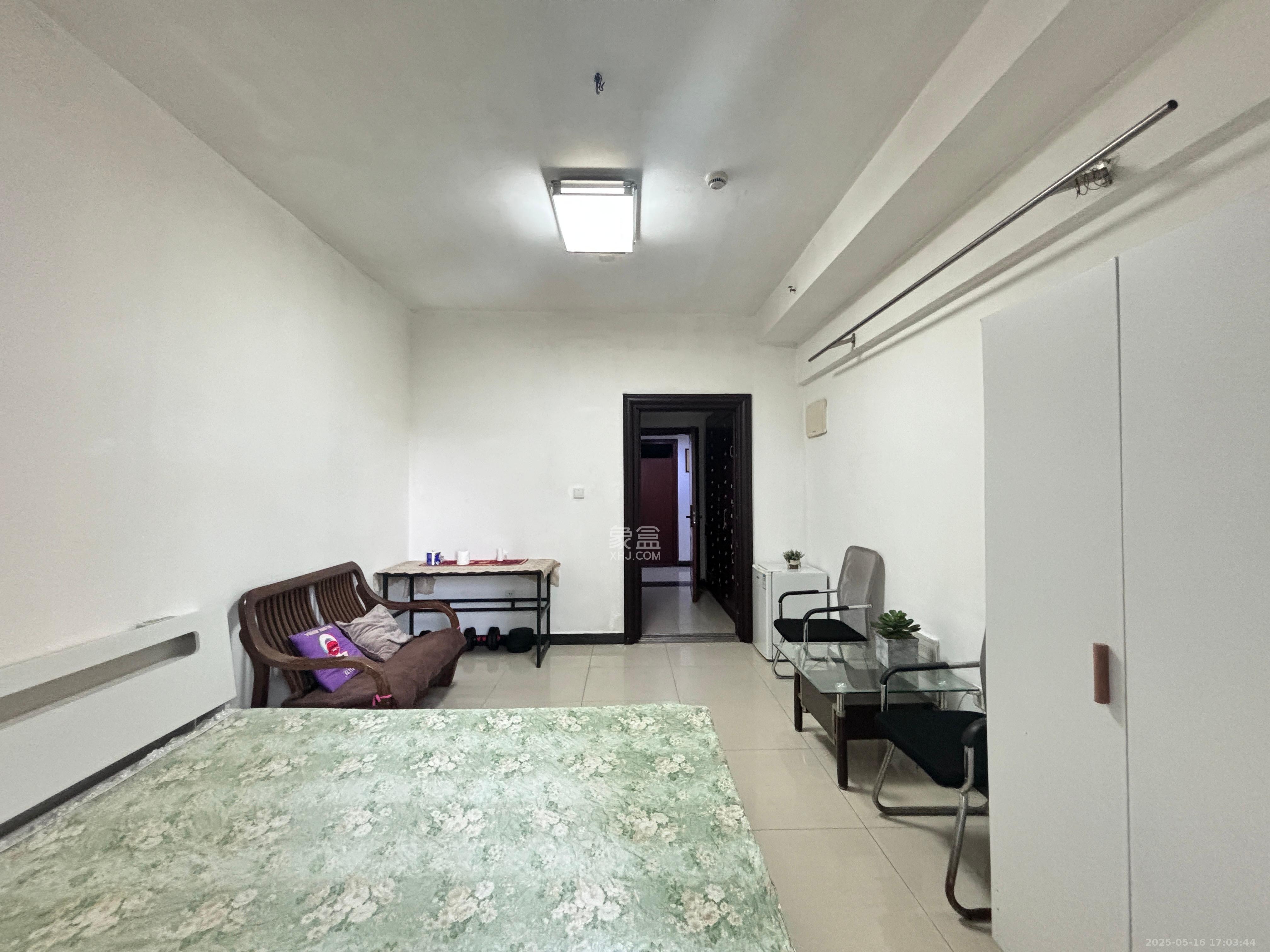 喜盈门范城 1室1厅1卫 1400.0元/月 喜盈门范城 1室1厅1卫 1400.0元/月室内图