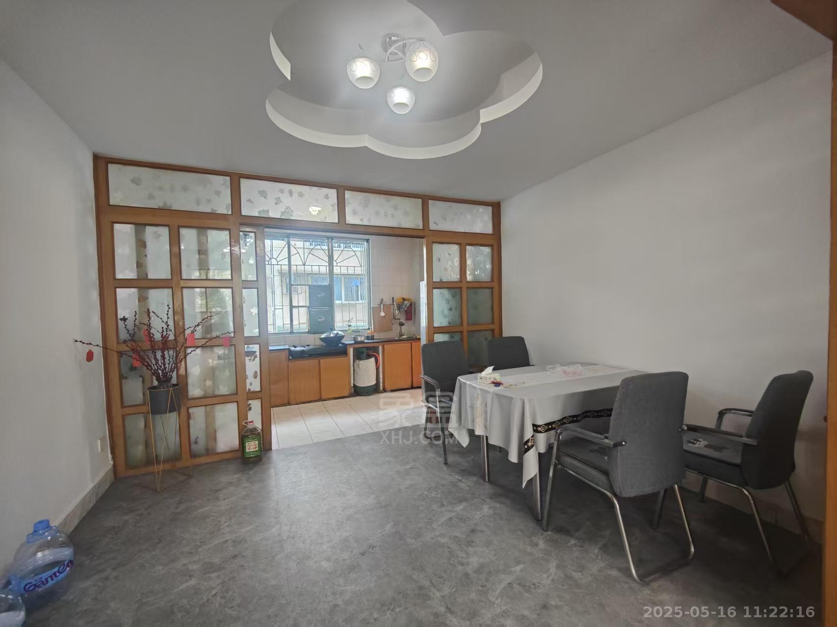 金泉综合楼 3室2厅2卫 1300.0元/月 金泉综合楼 3室2厅2卫 1300.0元/月室内图