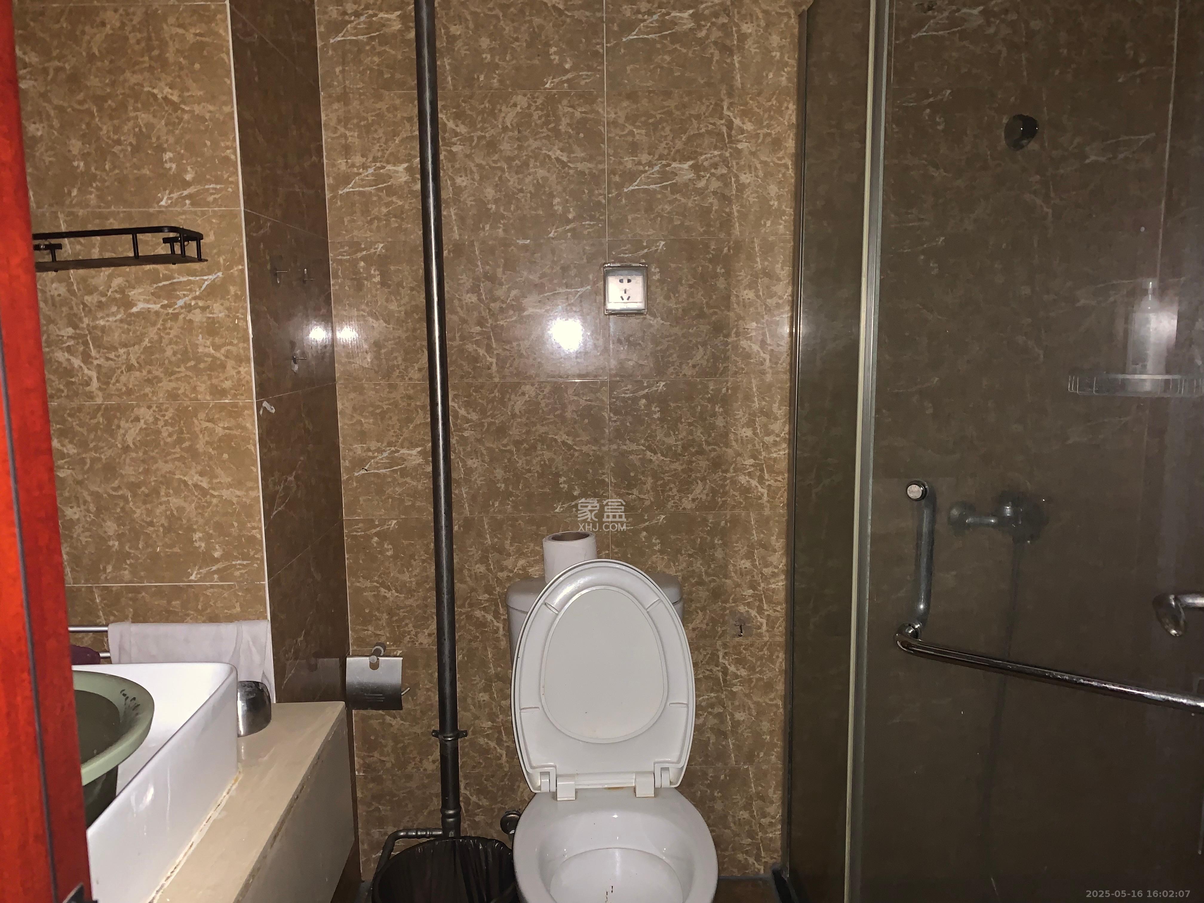 东塘瑞府 1室1厅1卫 1600.0元/月 东塘瑞府 1室1厅1卫 1600.0元/月室内图