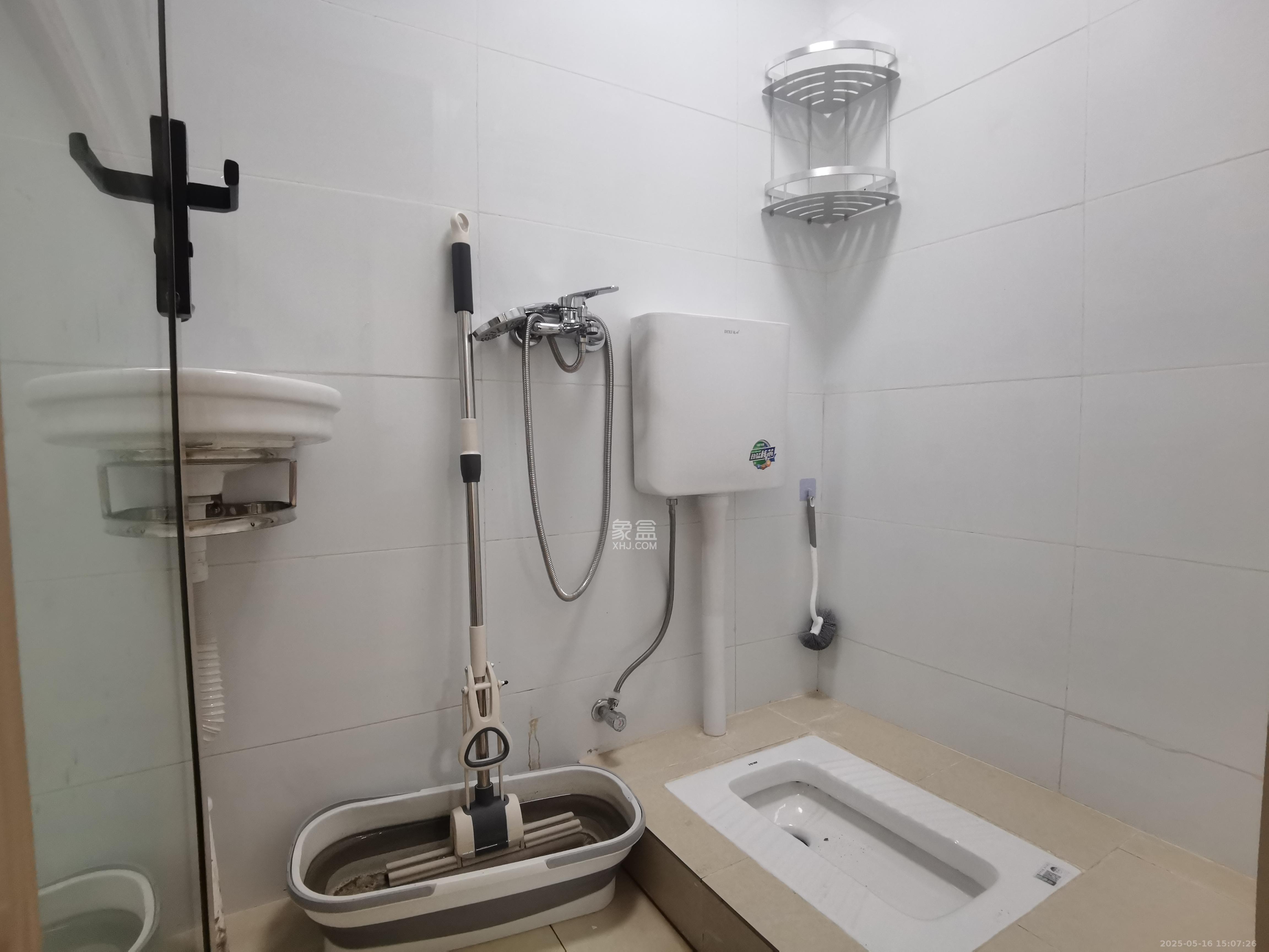 花桥钢材市场(花桥小区) 1室1厅1卫 1200.0元/月 花桥钢材市场(花桥小区) 1室1厅1卫 1200.0元/月室内图