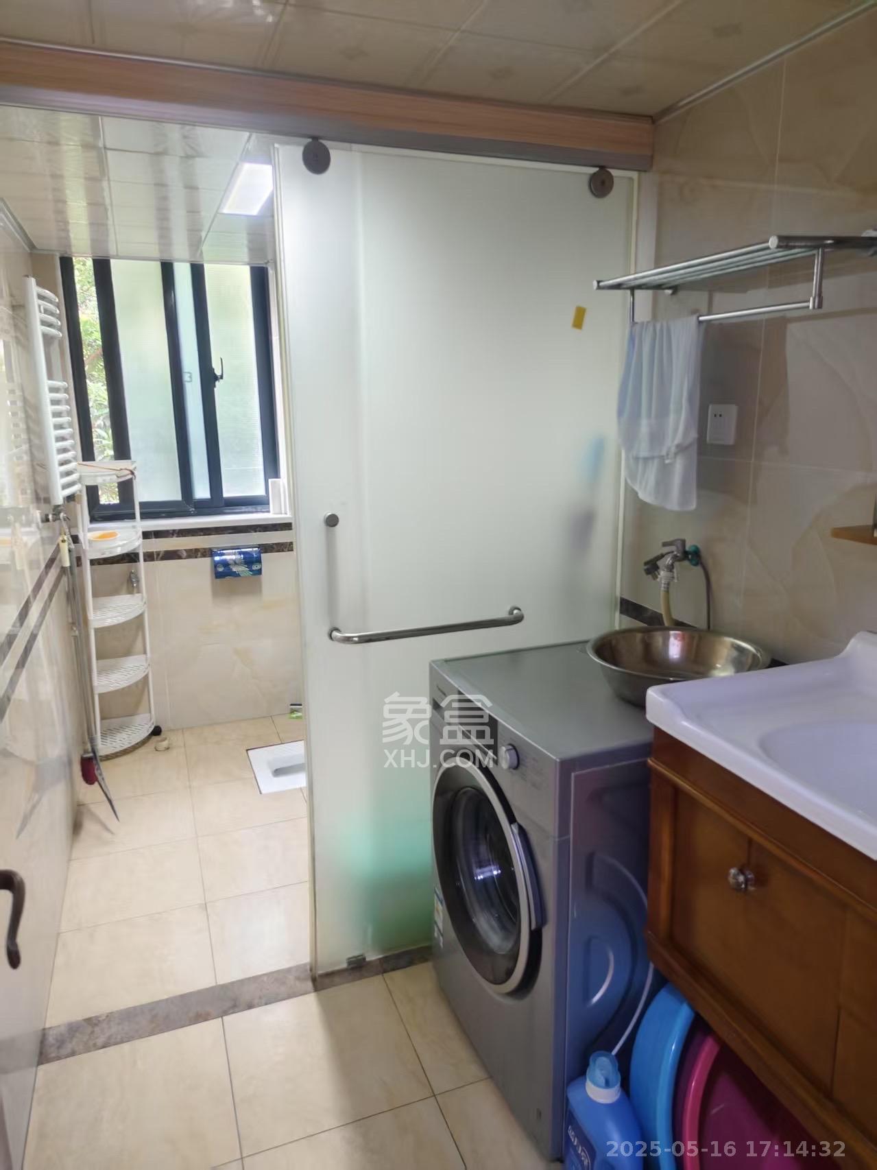 鑫远尚玺苑 4室2厅2卫 4300.0元/月 鑫远尚玺苑 4室2厅2卫 4300.0元/月室内图