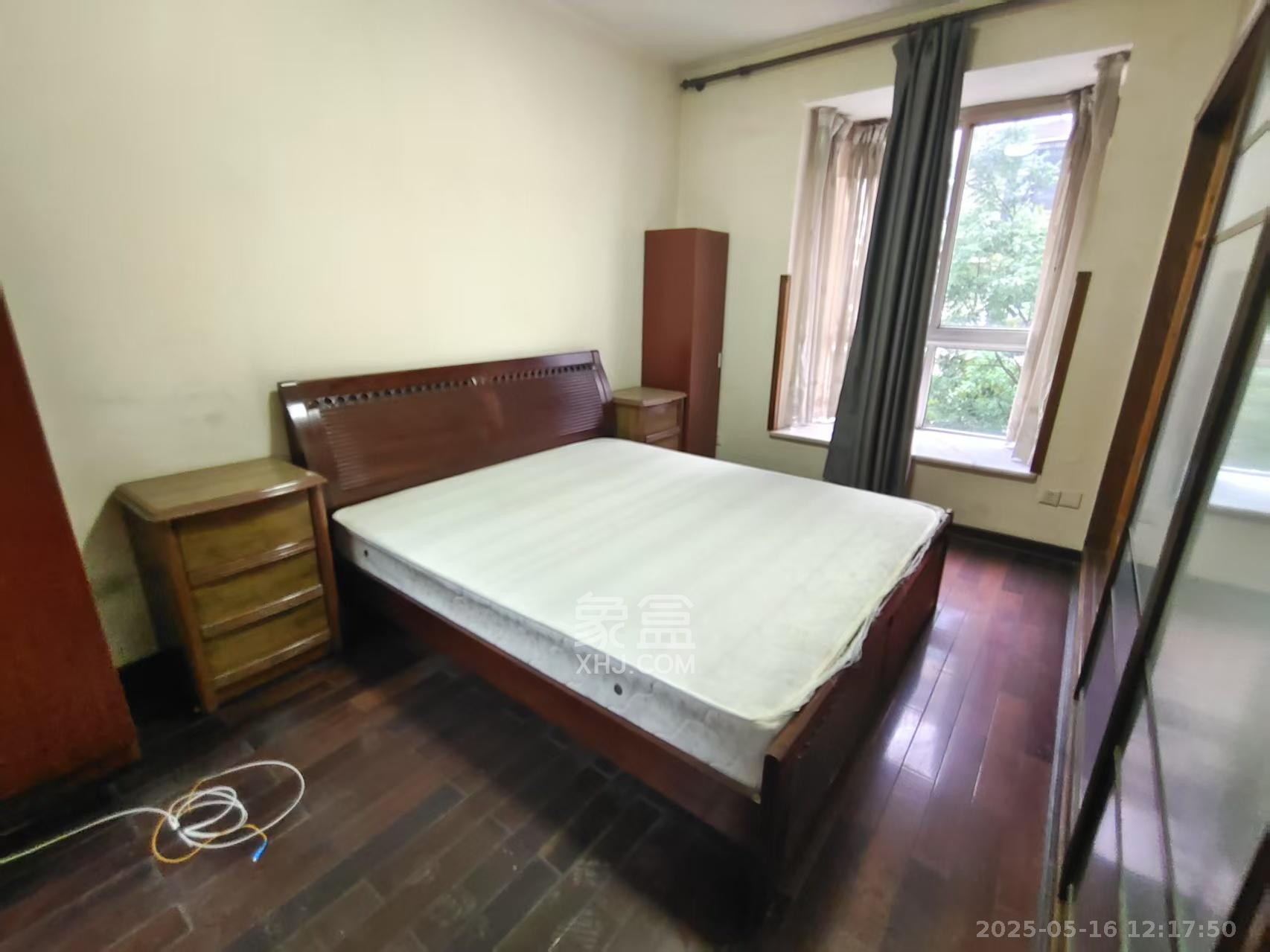 惠泽园  3室2厅2卫   2300.00元/月室内图