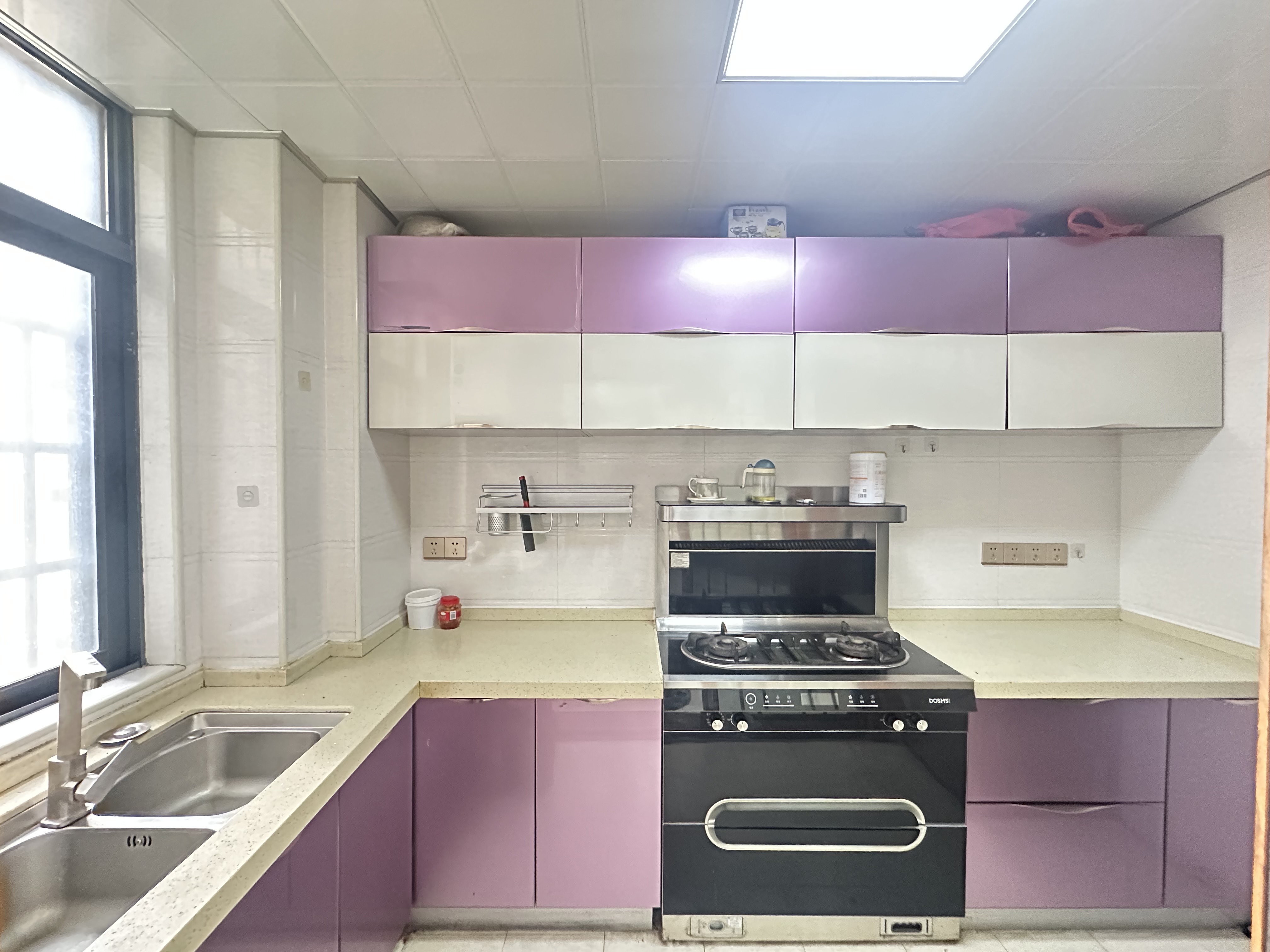 丽景天下一期 4室2厅2卫 2200.0元/月 丽景天下一期 4室2厅2卫 2200.0元/月室内图