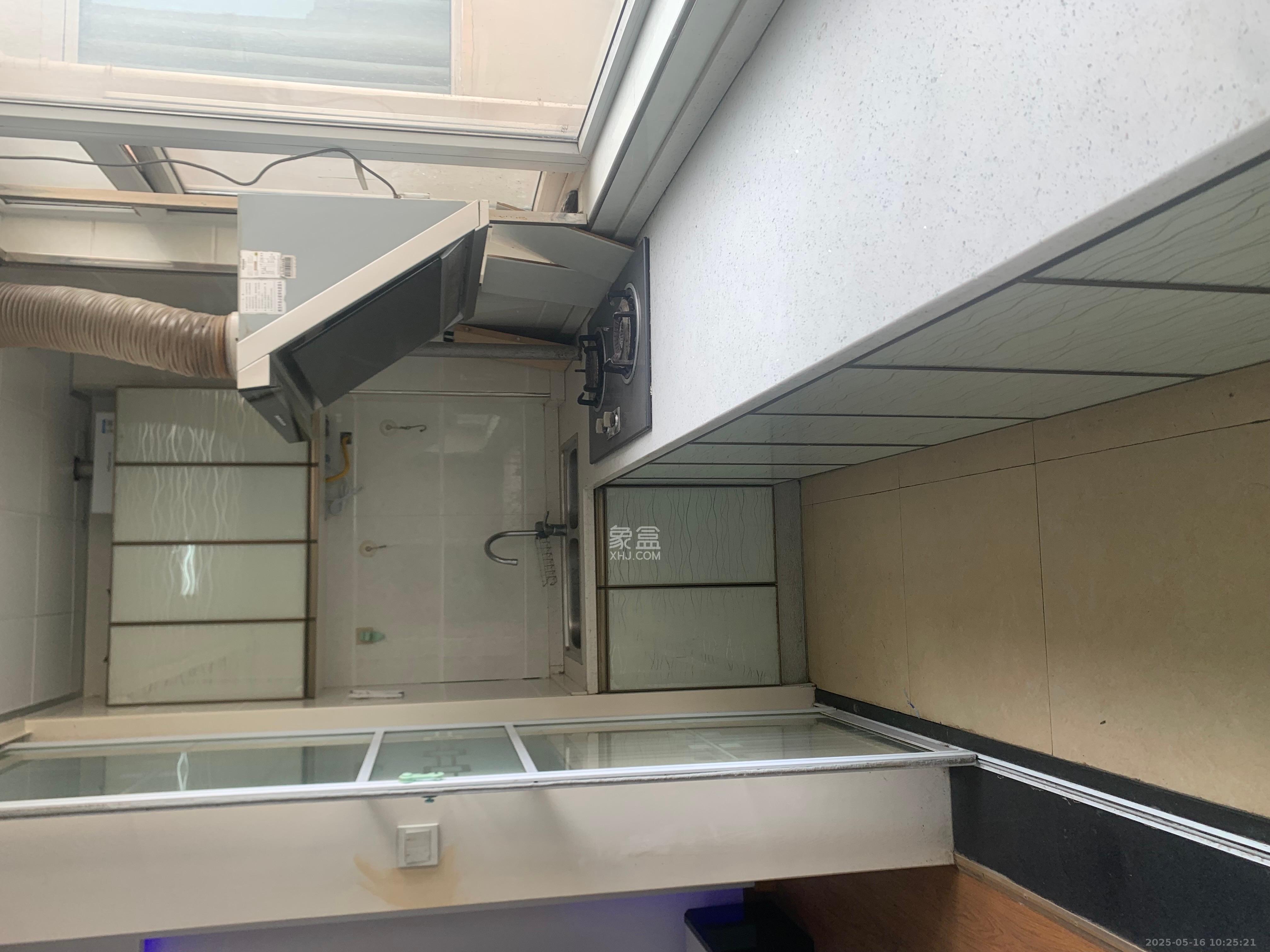 中房F联邦  2室2厅1卫   2500.00元/月室内图
