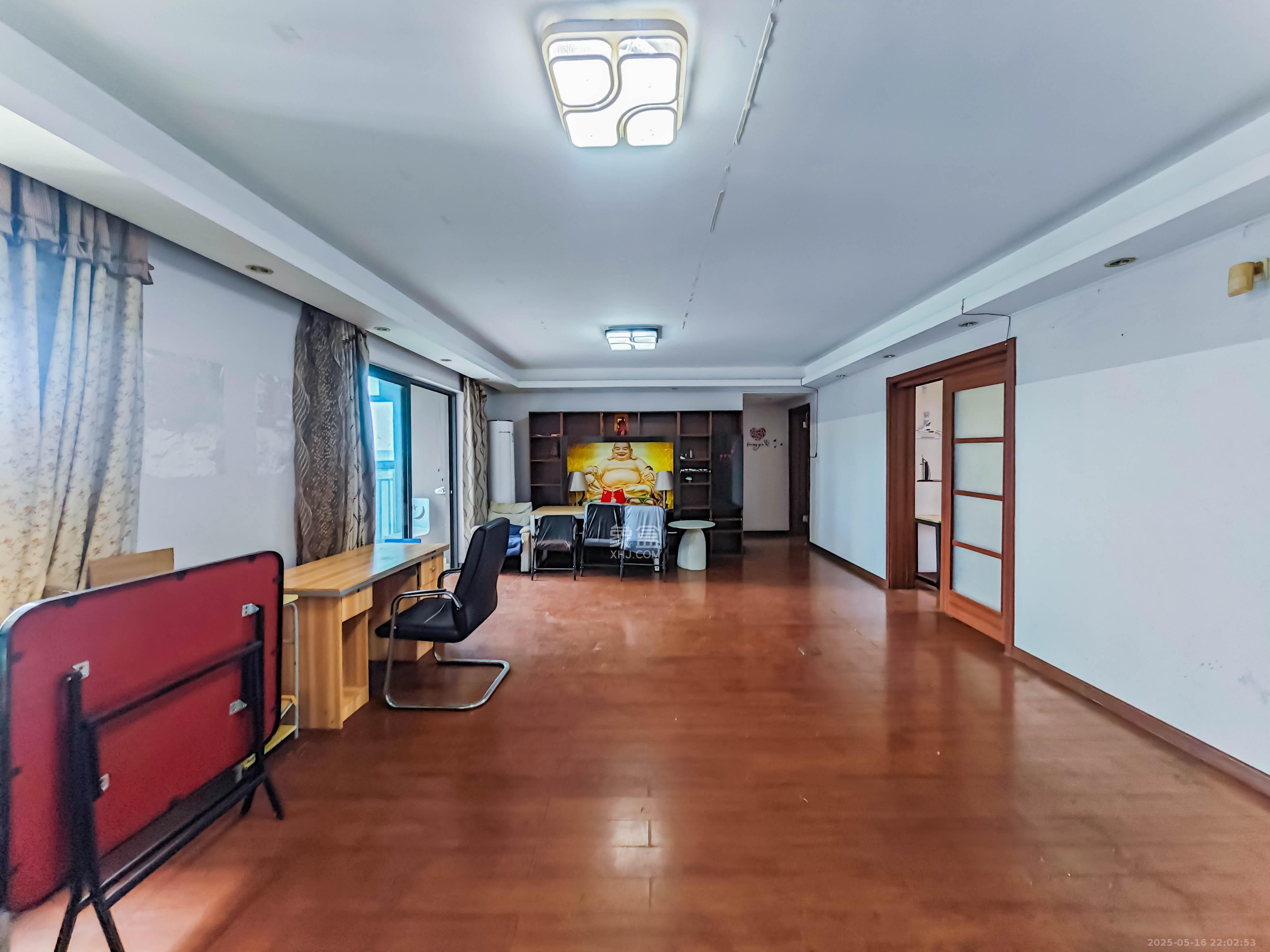 万科金域华府三四期  4室2厅2卫    128.0万 万科金域华府三四期  4室2厅2卫    128.0万客厅