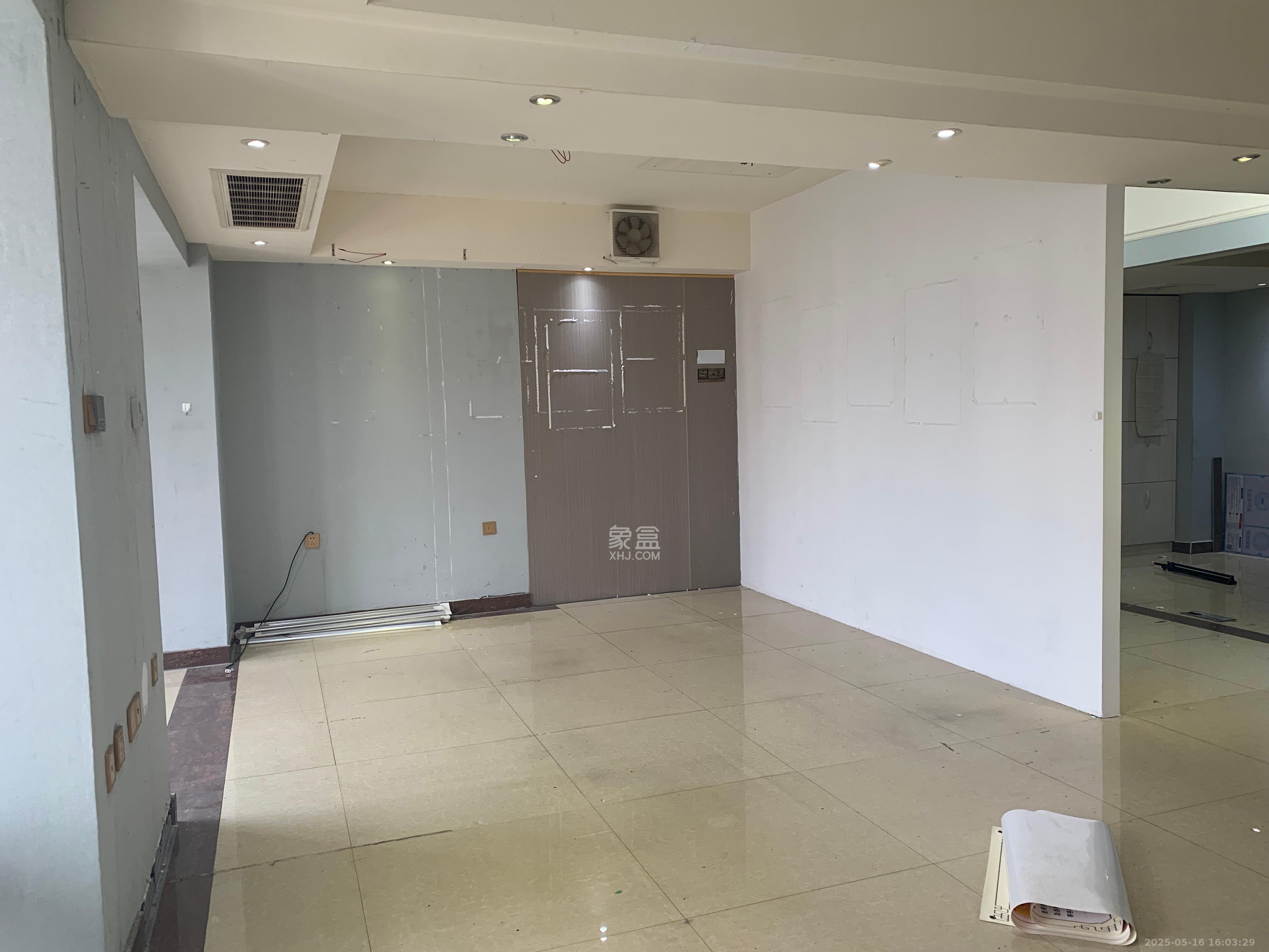 东塘瑞府 1室1厅1卫 1600.0元/月 东塘瑞府 1室1厅1卫 1600.0元/月室内图