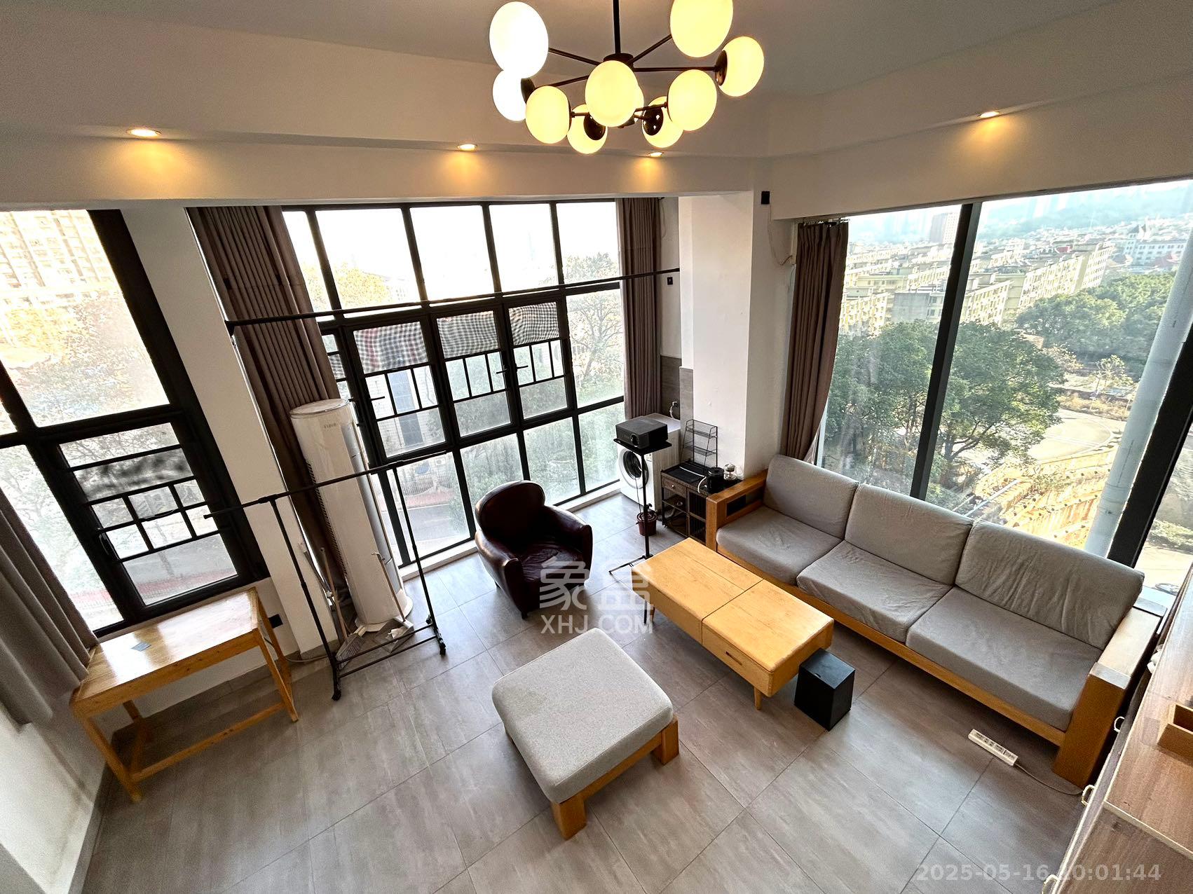 裕天国际商汇中心 1室1厅1卫 2800.0元/月 裕天国际商汇中心 1室1厅1卫 2800.0元/月室内图