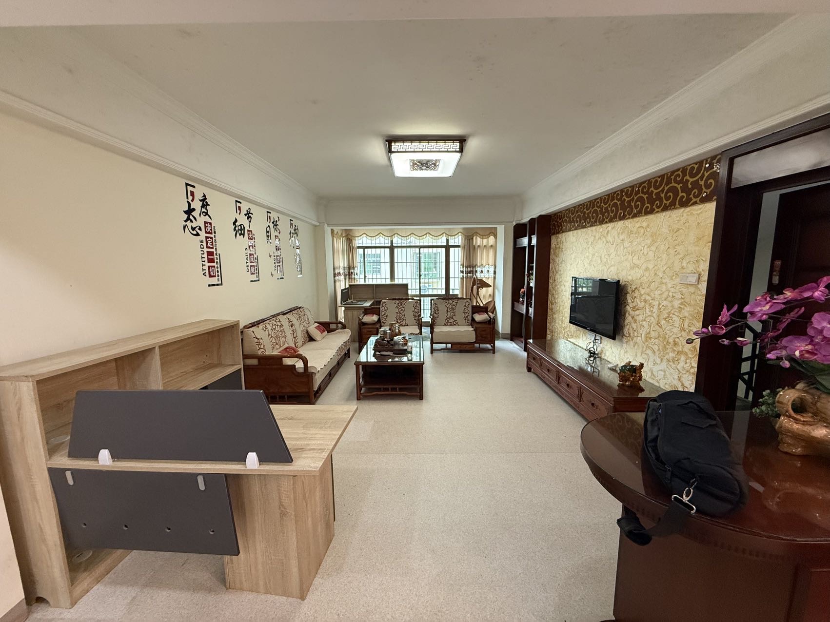富源佳园  3室2厅2卫   2600.00元/月室内图