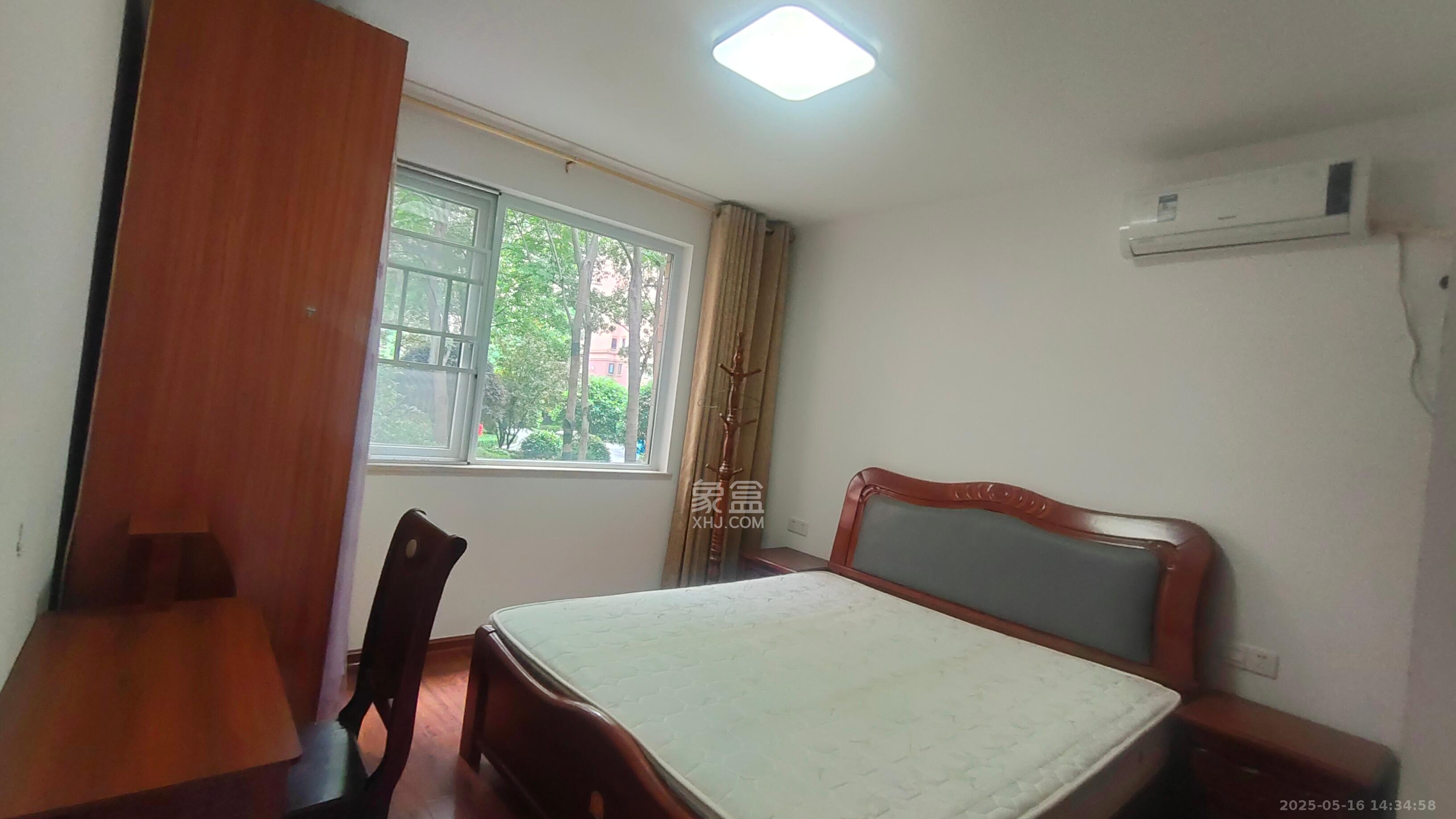 丽发新城 3室2厅2卫 2300.0元/月 丽发新城 3室2厅2卫 2300.0元/月室内图