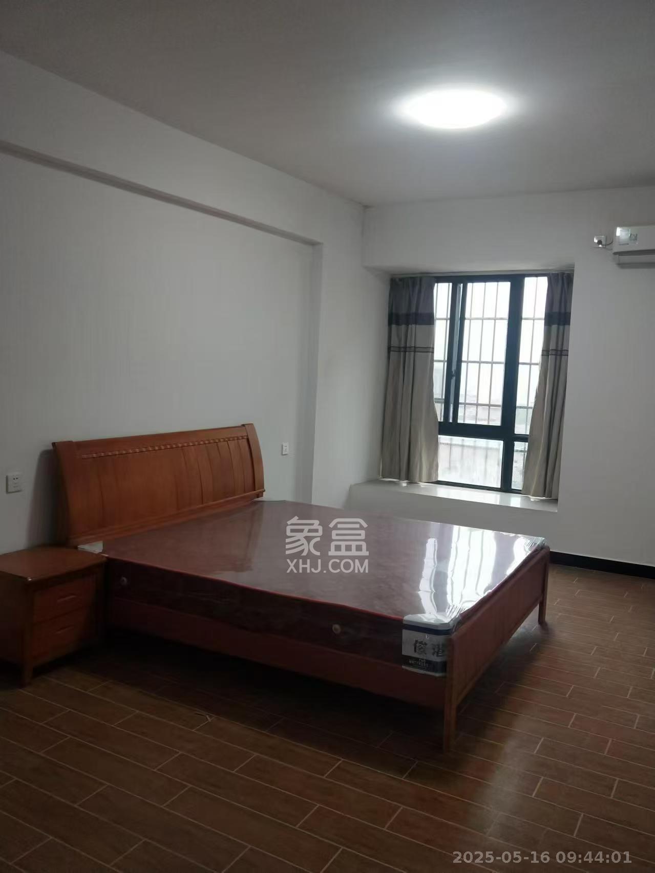 黑金时代广场 4室2厅2卫 2200.0元/月 黑金时代广场 4室2厅2卫 2200.0元/月室内图