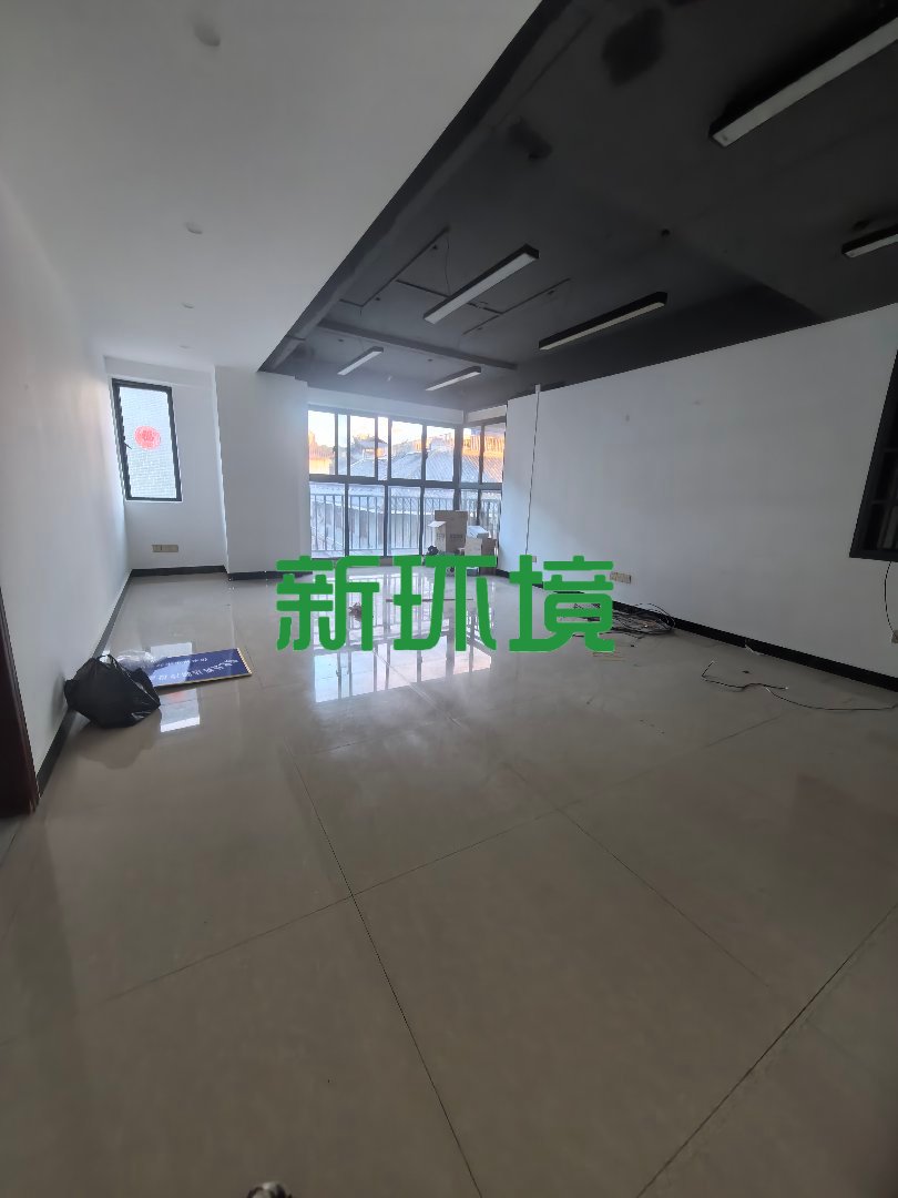 泊富广场  2室2厅1卫   8500.00元/月室内图