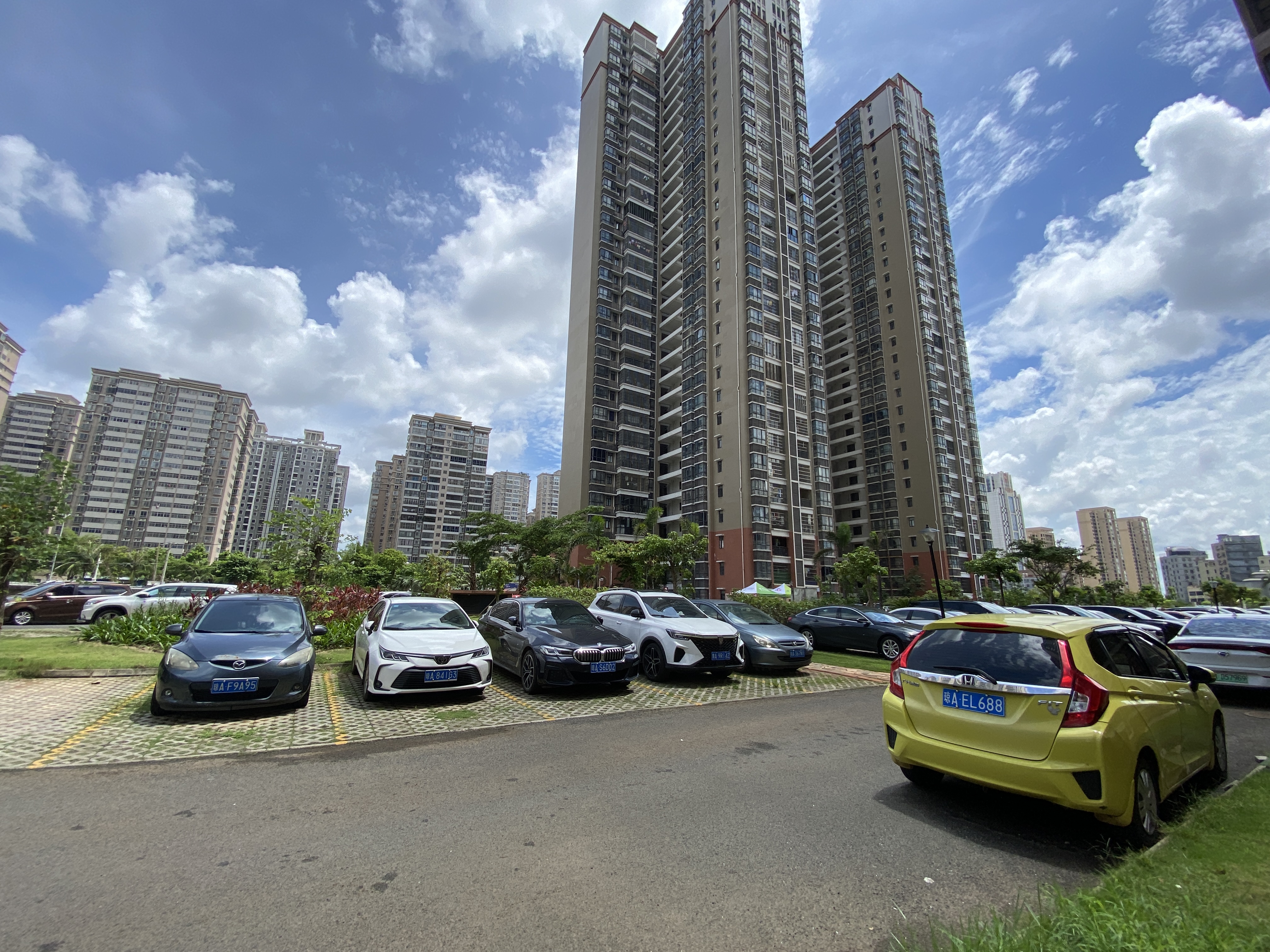 红城湖延长线(别名:滨江华庭) 3室2厅1卫 3800.0元/月 红城湖延长线(别名:滨江华庭) 3室2厅1卫 3800.0元/月室内图