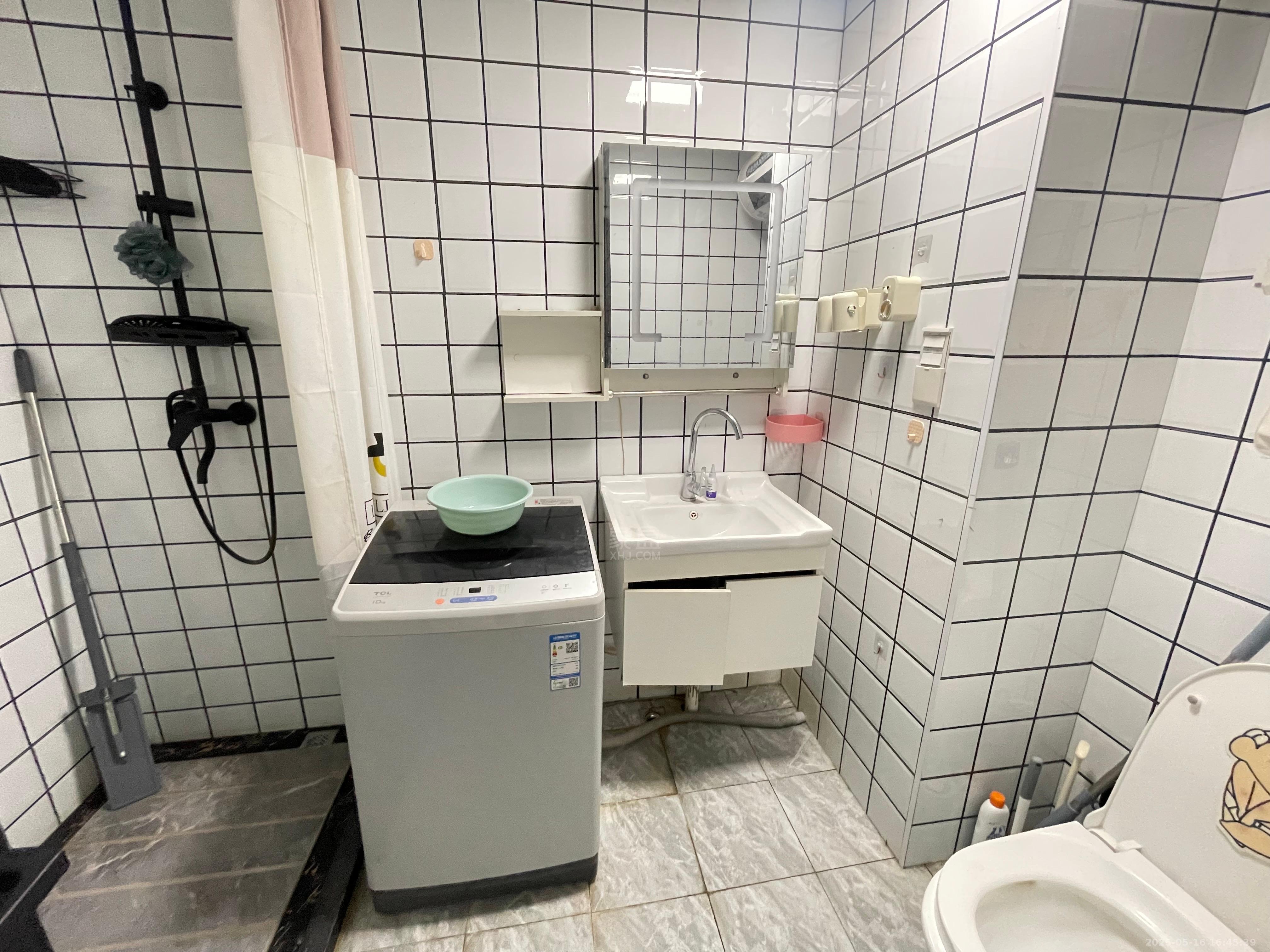 朗廷览江  1室1厅1卫   1200.00元/月室内图