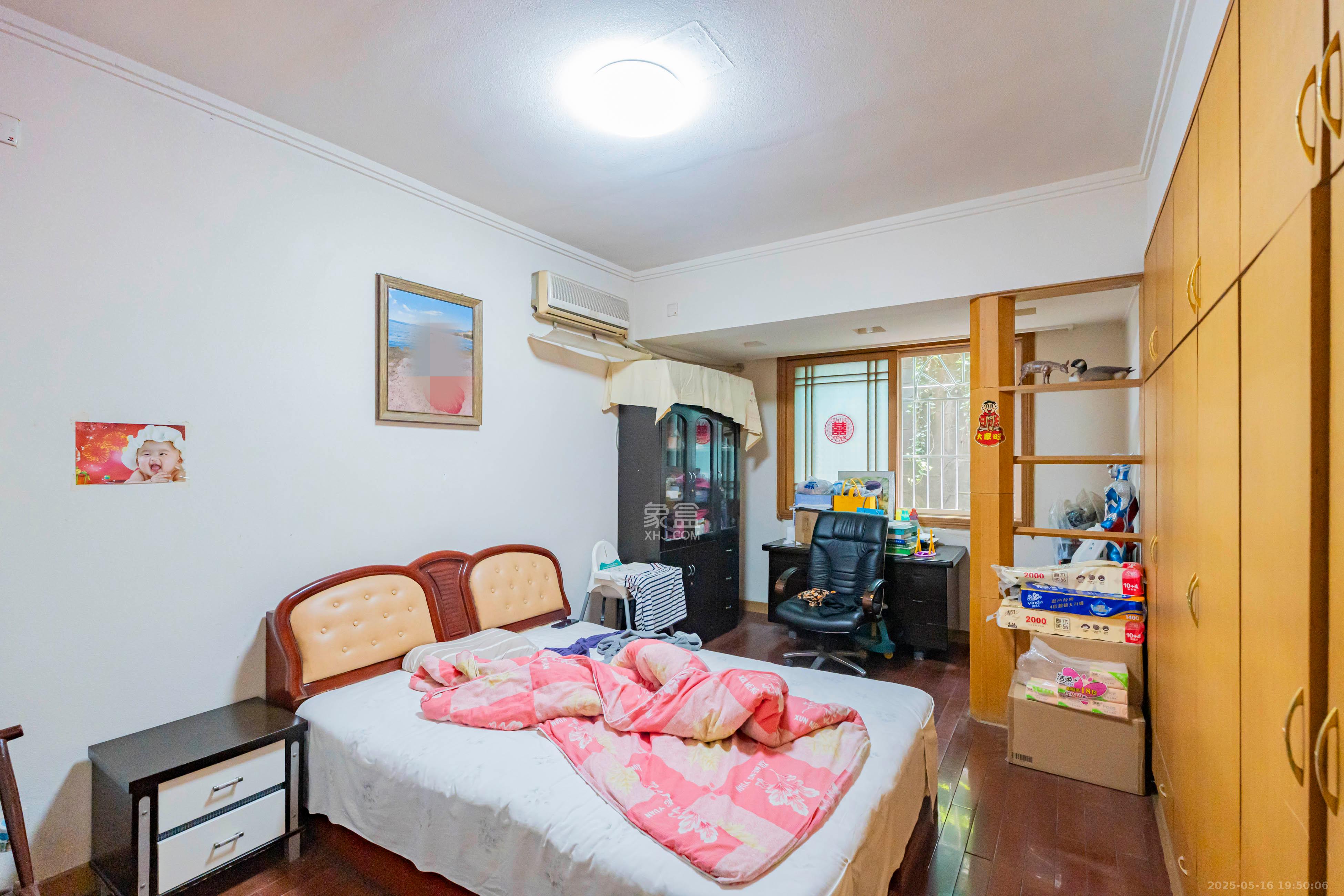 老动物园宿舍  3室2厅2卫    110.0万卧室