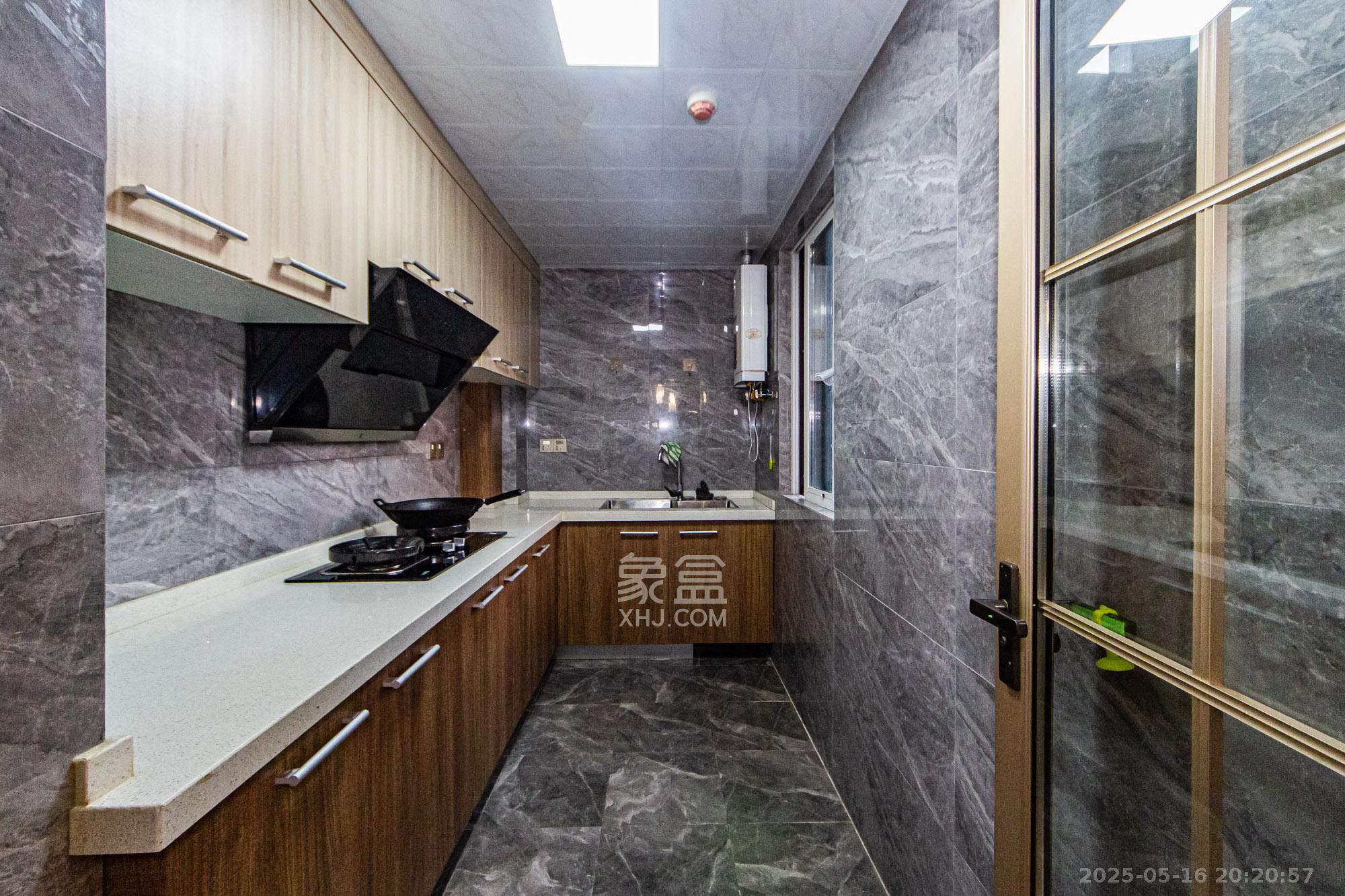 北辰三角洲C3区 4室2厅2卫 195.0万 北辰三角洲C3区 4室2厅2卫 195.0万厨房