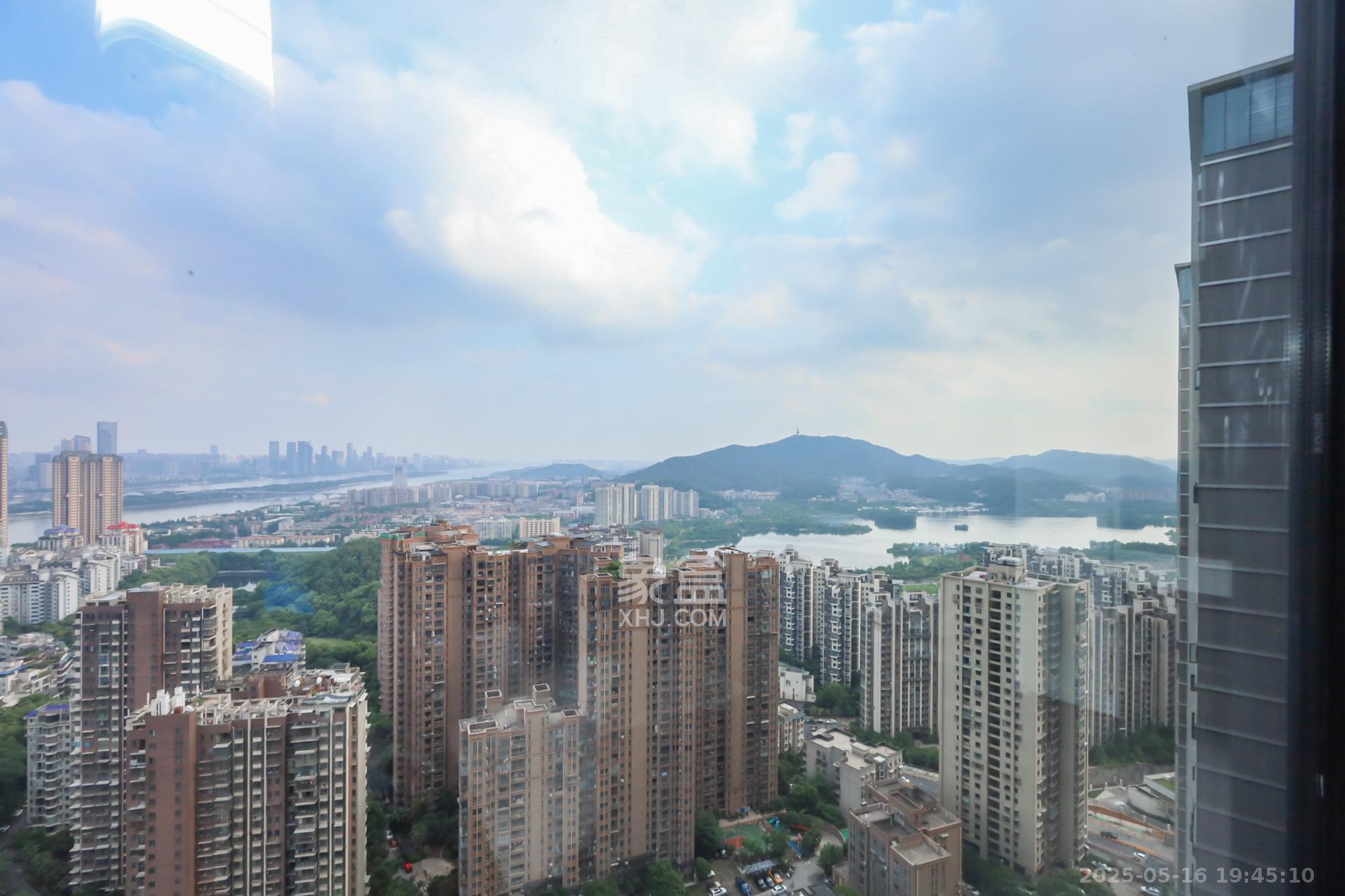 长沙悦府（华润万象城）  3室2厅1卫   498.00万其他