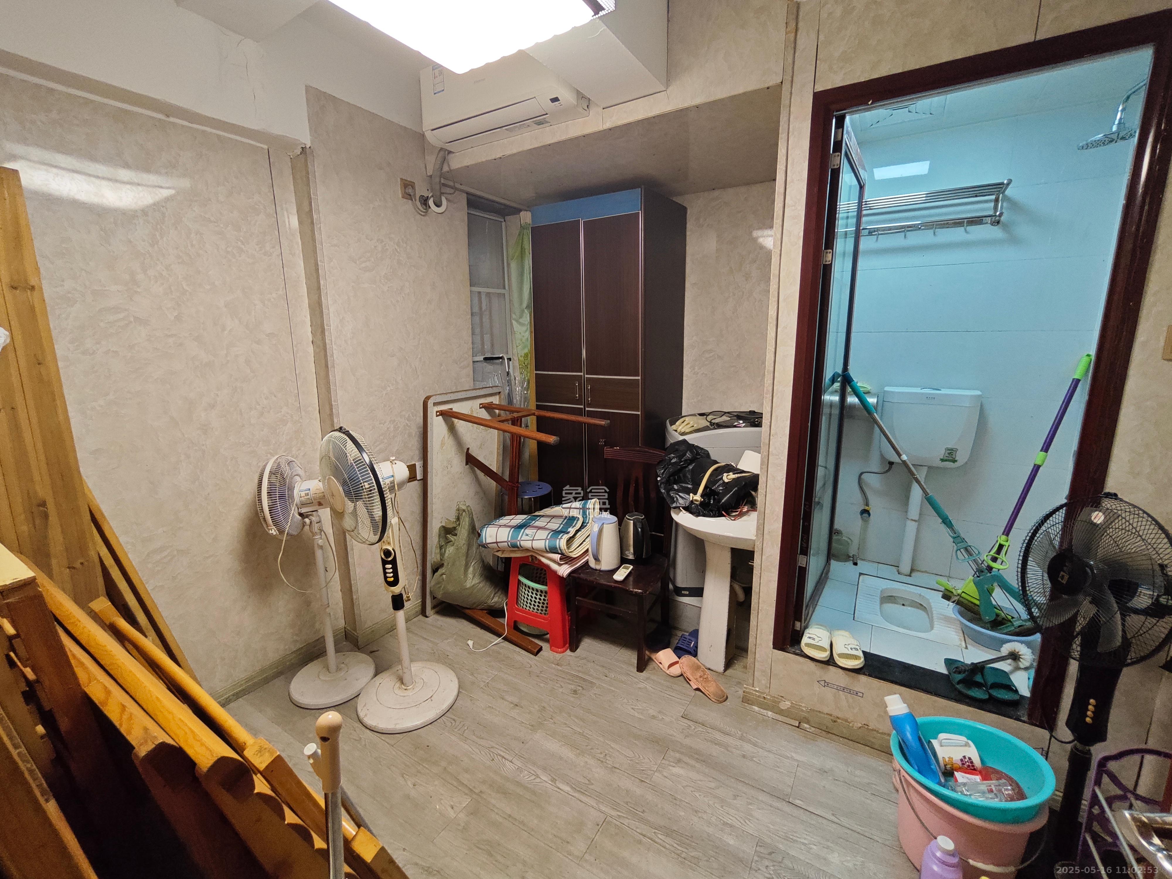 红树湾 1室1厅1卫 700.0元/月 红树湾 1室1厅1卫 700.0元/月室内图