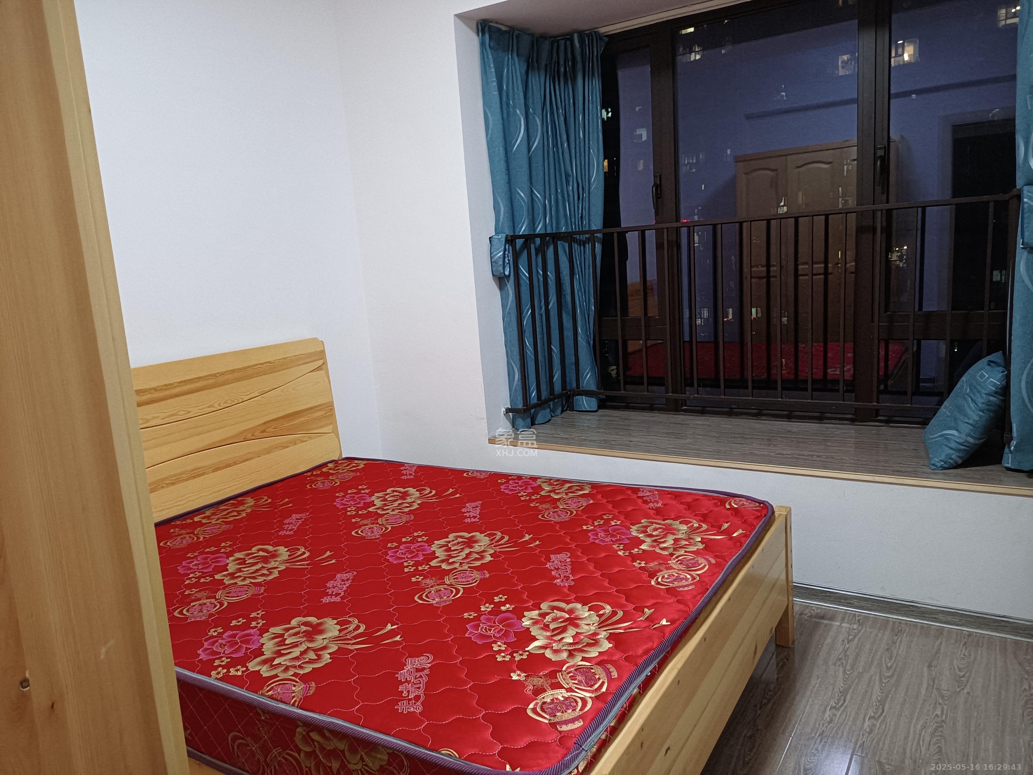 保利西海岸B区  3室2厅1卫   2800.00元/月室内图