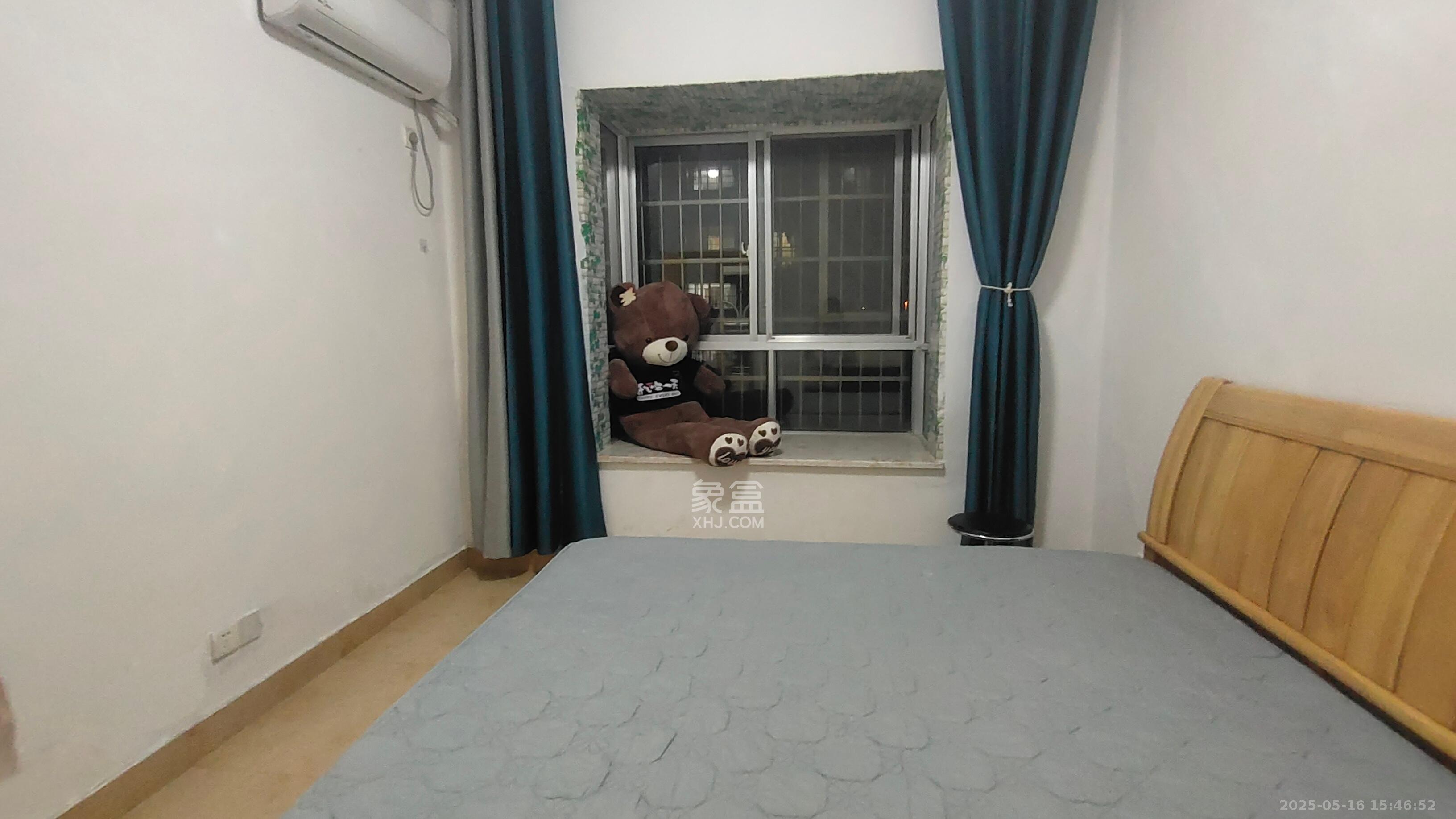 先锋新宇  3室2厅2卫   2300.00元/月室内图