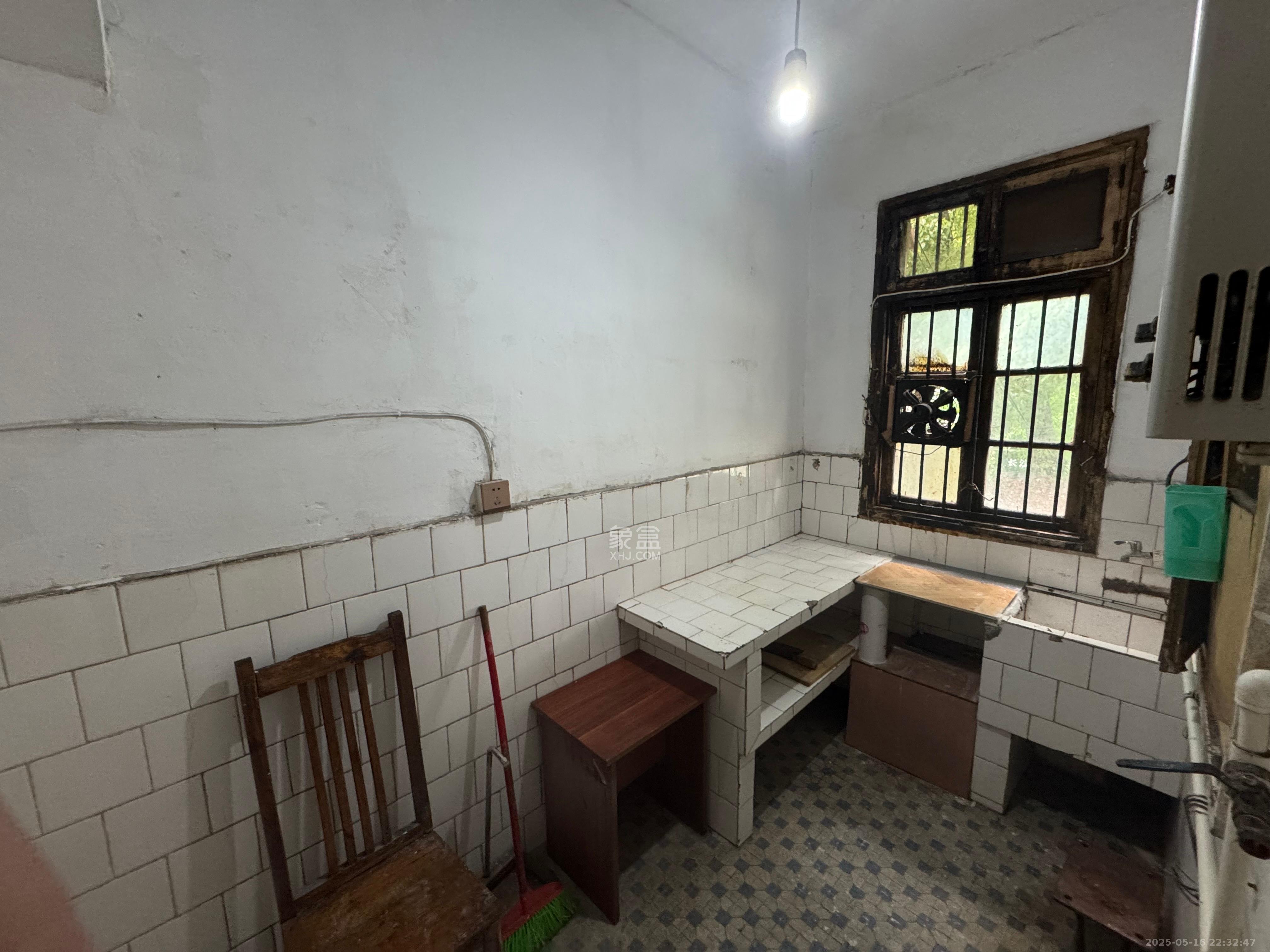 机械化宿舍 2室1厅1卫 1200.0元/月 机械化宿舍 2室1厅1卫 1200.0元/月室内图