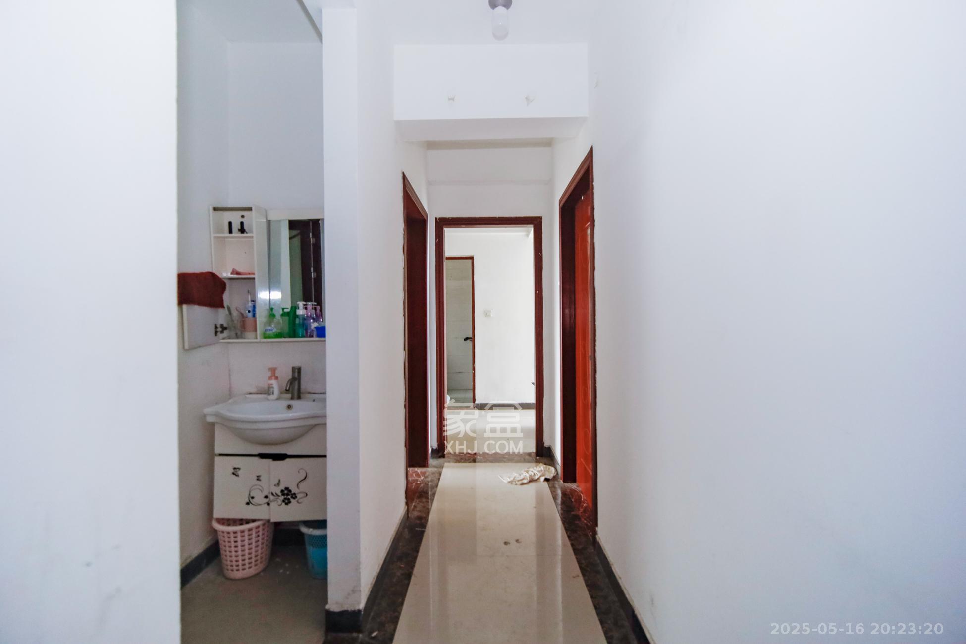 红星国际公馆 3室2厅1卫 99.8万 红星国际公馆 3室2厅1卫 99.8万其他