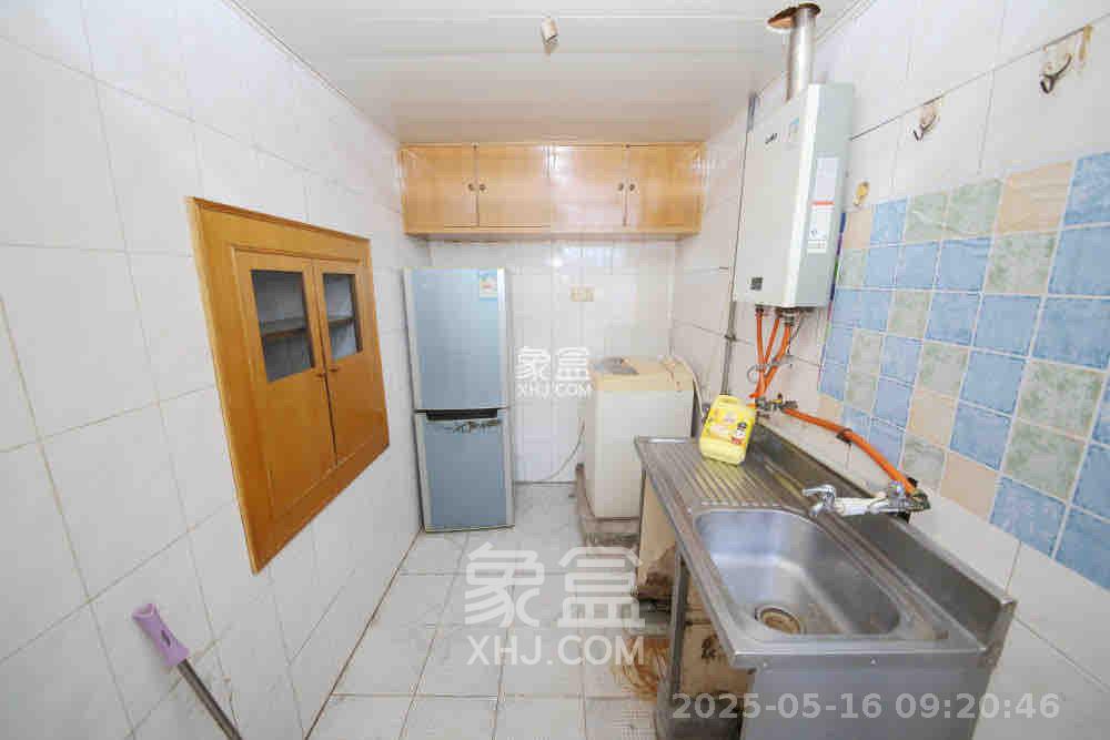 人民新村  2室1厅1卫   1400.00元/月室内图