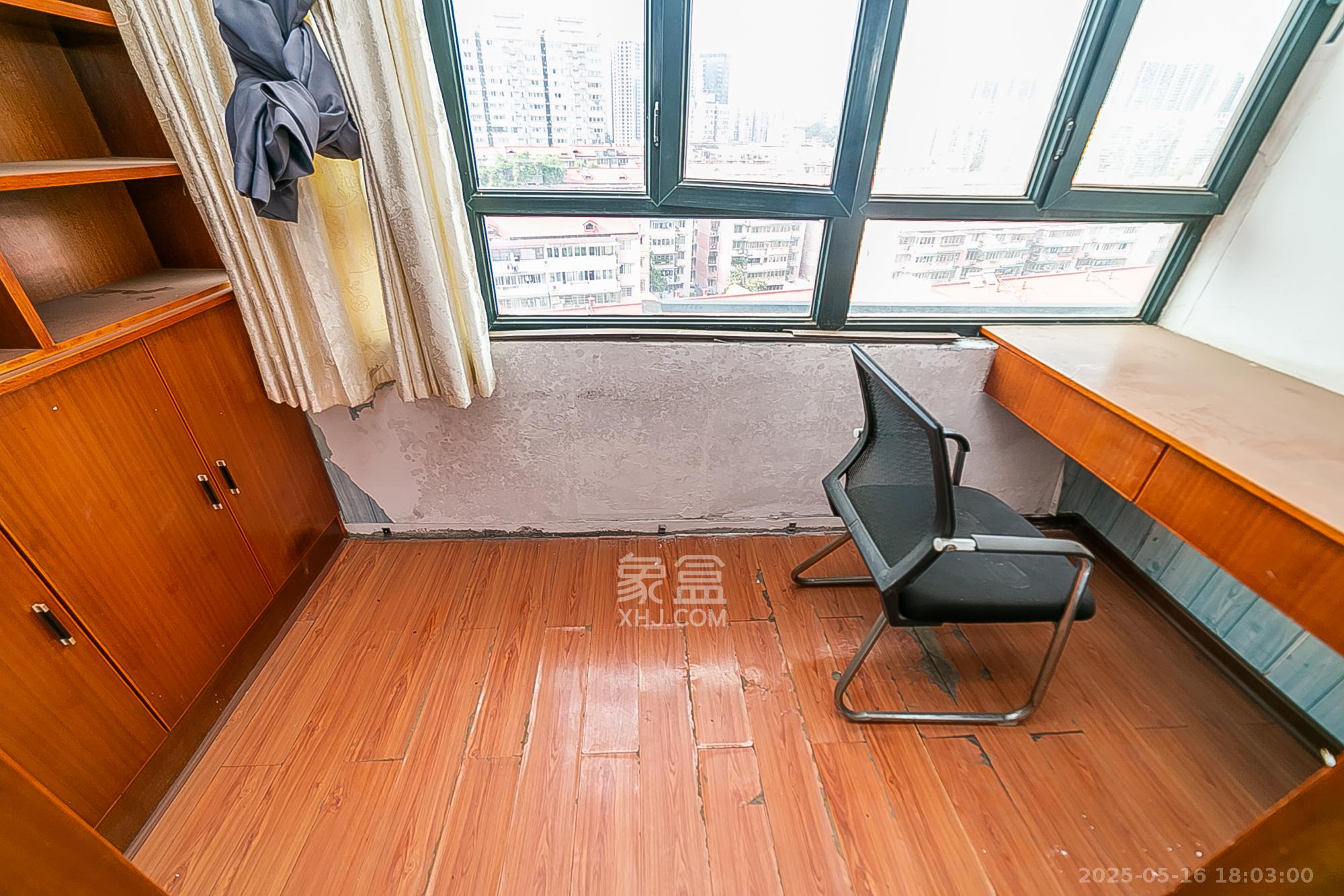 南国新城 2室2厅1卫 50.8万 南国新城 2室2厅1卫 50.8万阳台