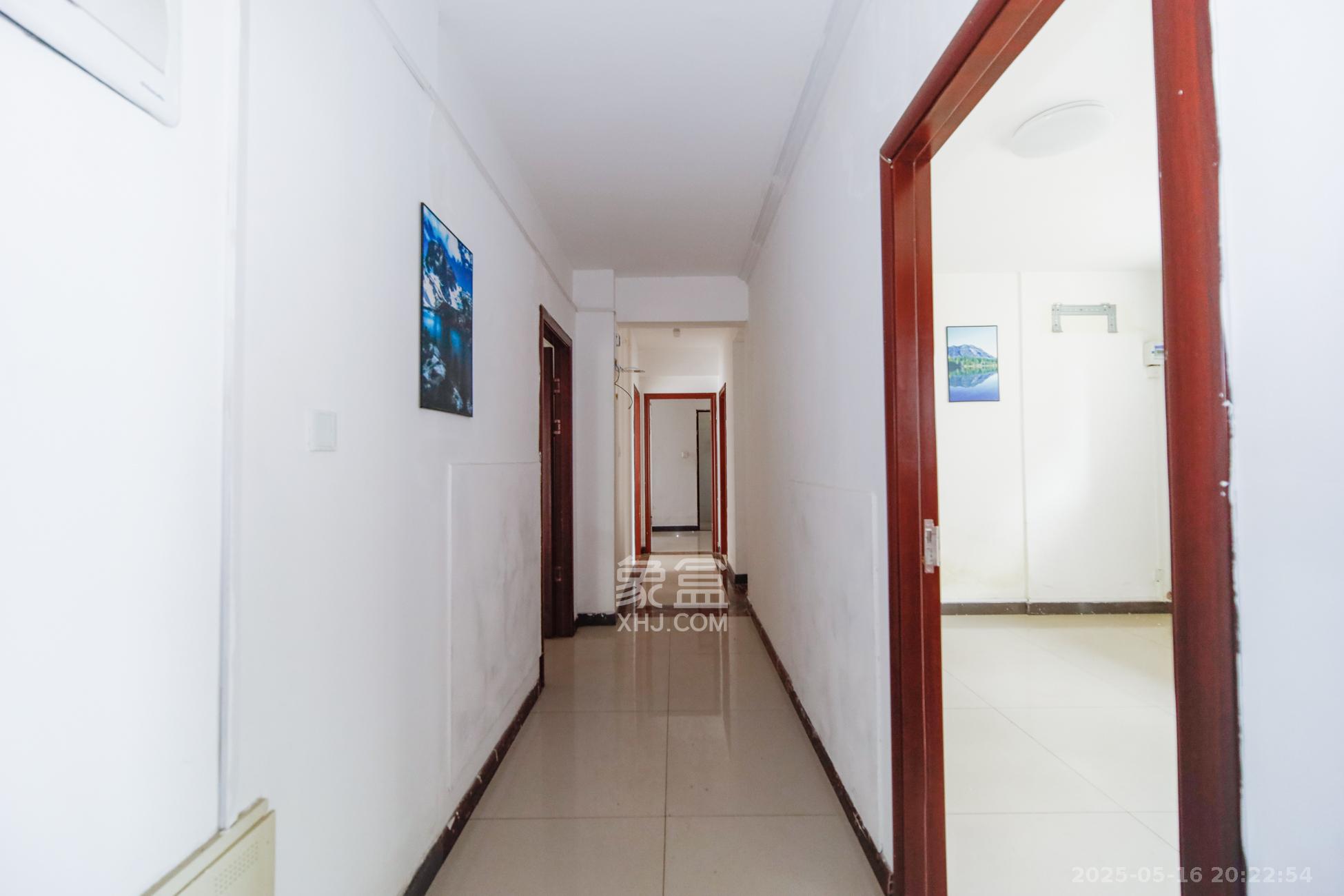 红星国际公馆 3室2厅1卫 99.8万 红星国际公馆 3室2厅1卫 99.8万其他