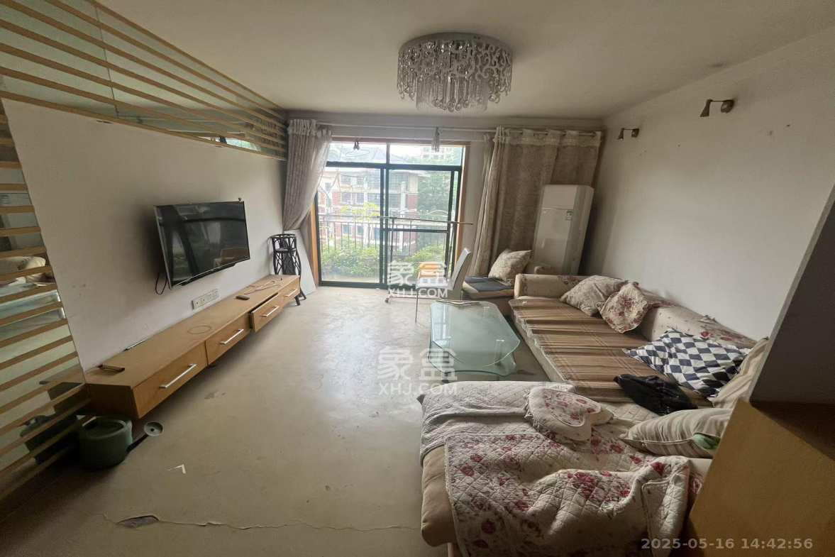 盛世康城  4室2厅2卫    1700.0元/月 盛世康城  4室2厅2卫    1700.0元/月室内图