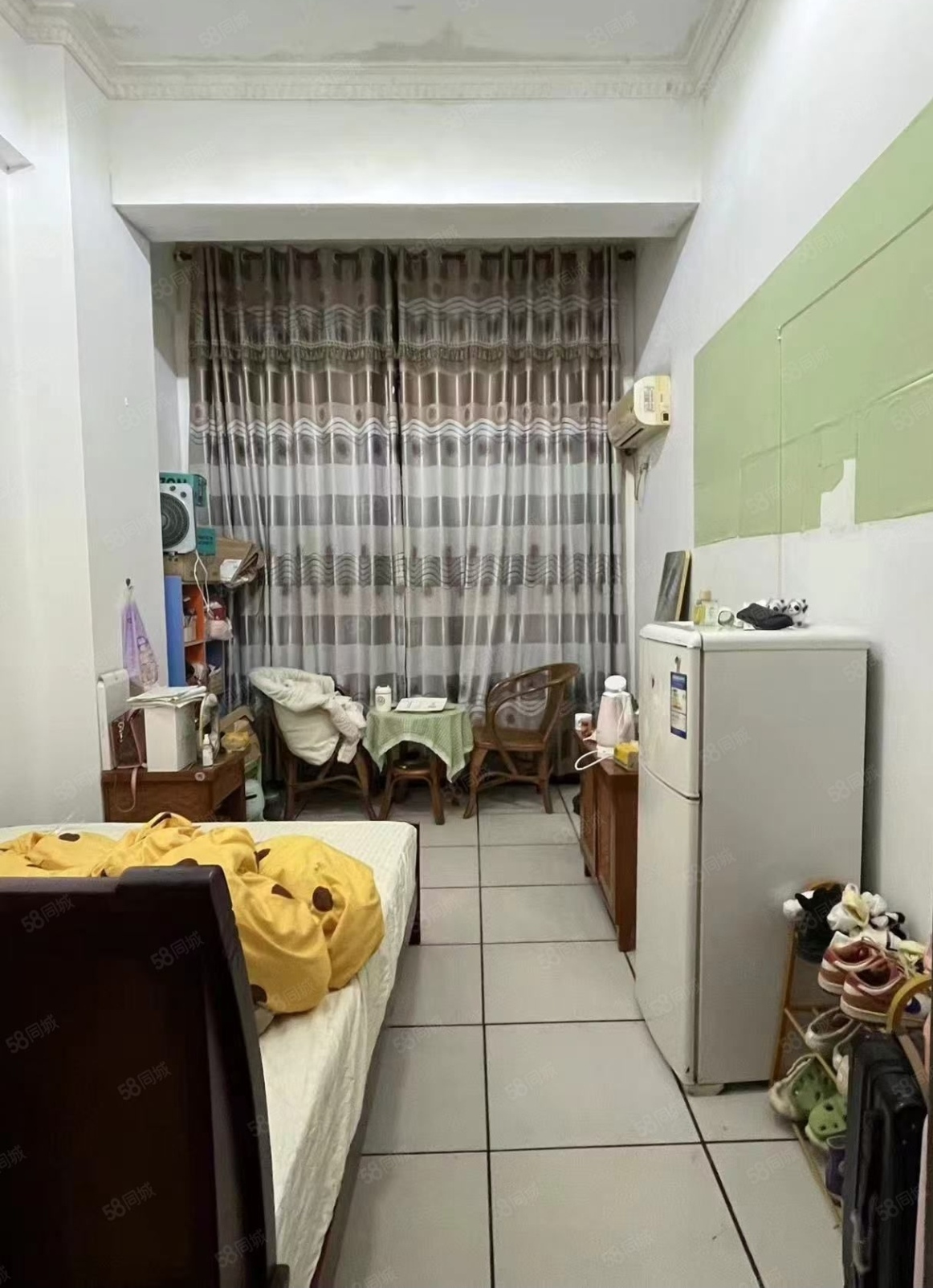 飞龙公寓 1室1厅1卫 27.0万 飞龙公寓 1室1厅1卫 27.0万客厅