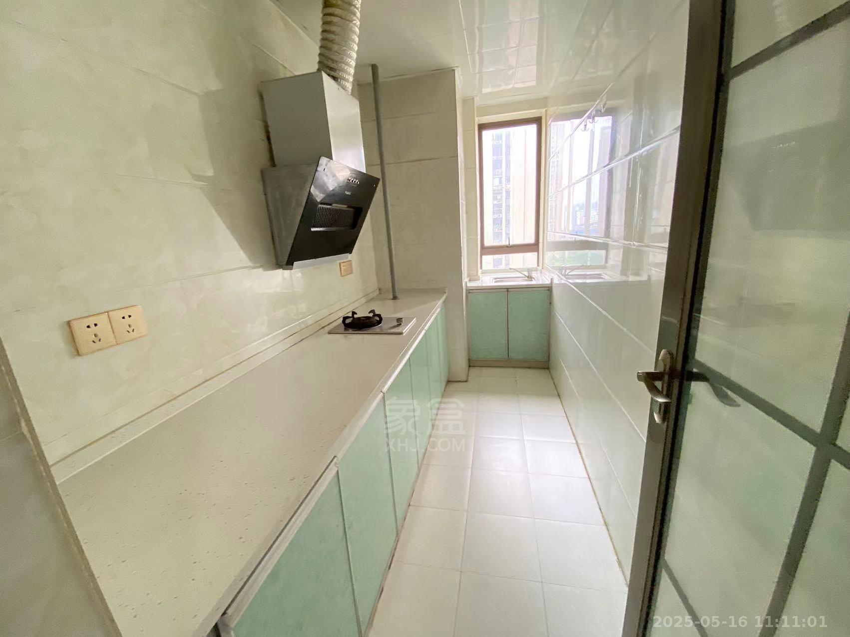 中泰财富湘江 1室1厅1卫 1200.0元/月 中泰财富湘江 1室1厅1卫 1200.0元/月室内图