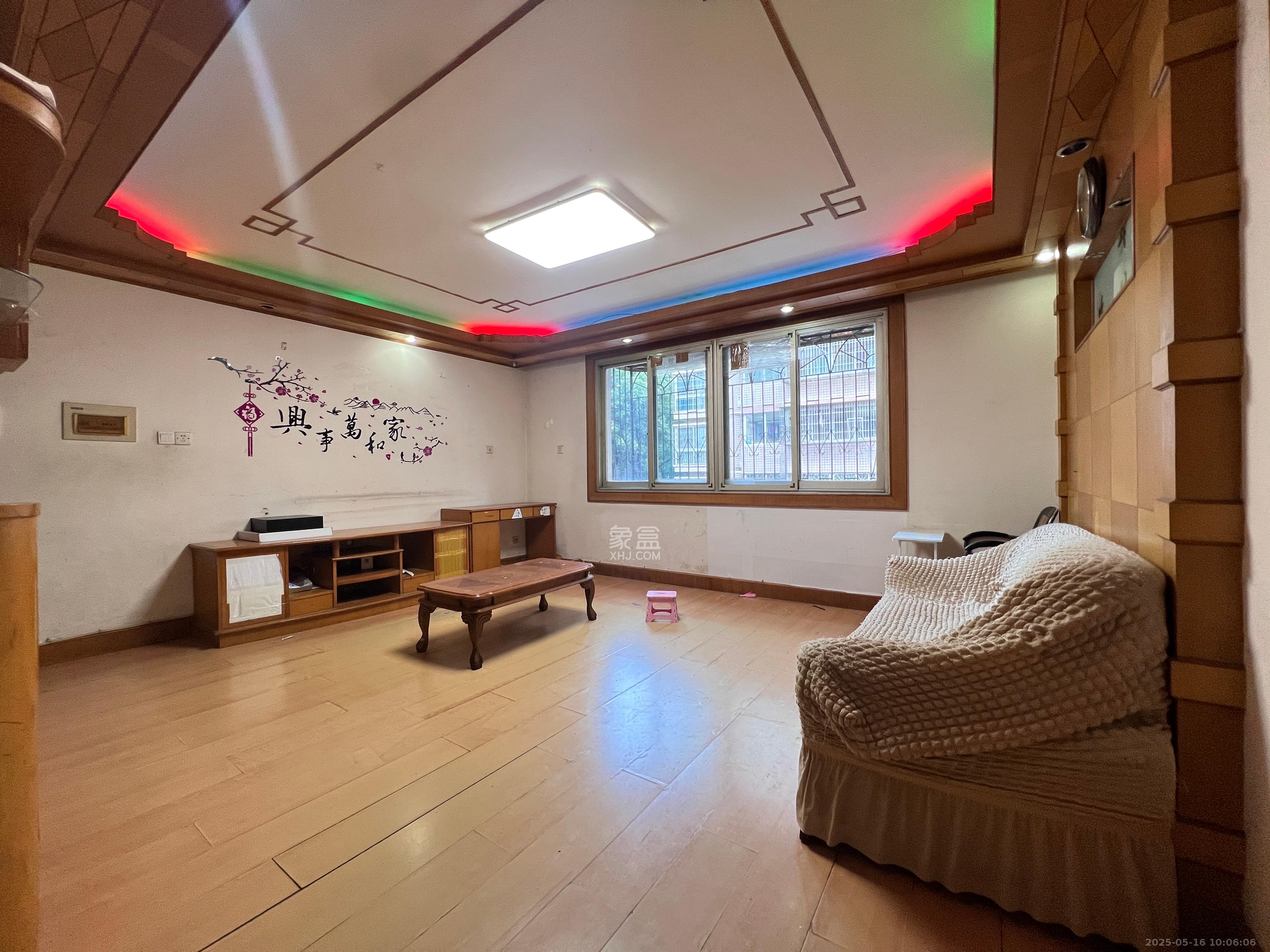 海利宿舍  2室1厅1卫    1500.0元/月室内图1
