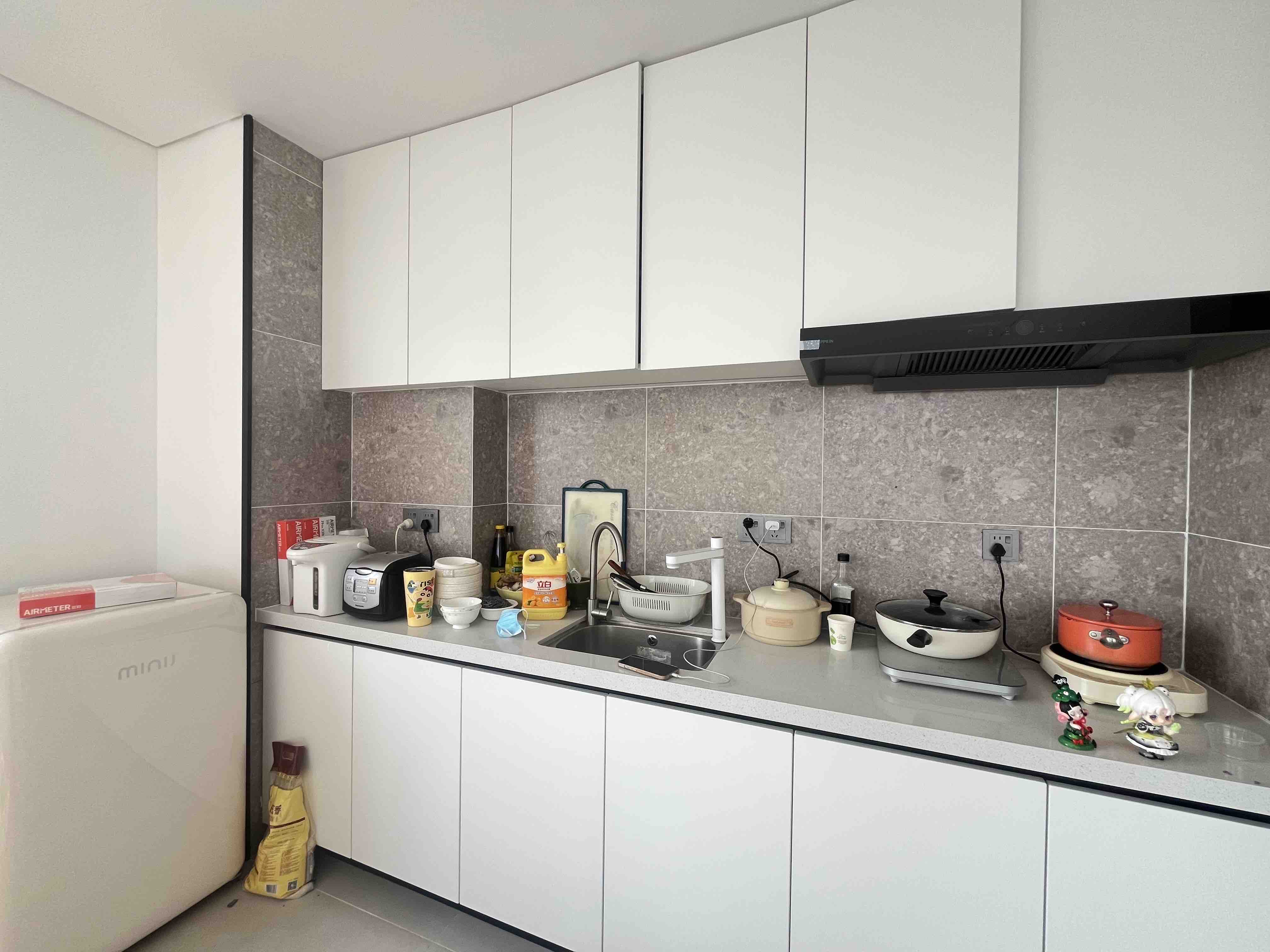 海航豪庭南苑  2室2厅2卫    155.0万 海航豪庭南苑  2室2厅2卫    155.0万客厅