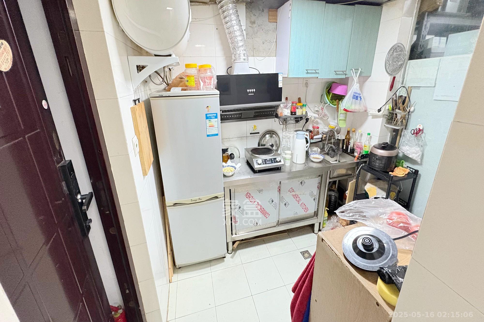 蚂蚁工房  1室1厅1卫   42.00万厨房
