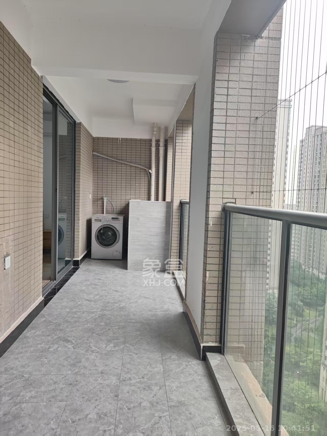 八方小区C区  3室2厅2卫   4200.00元/月小区图