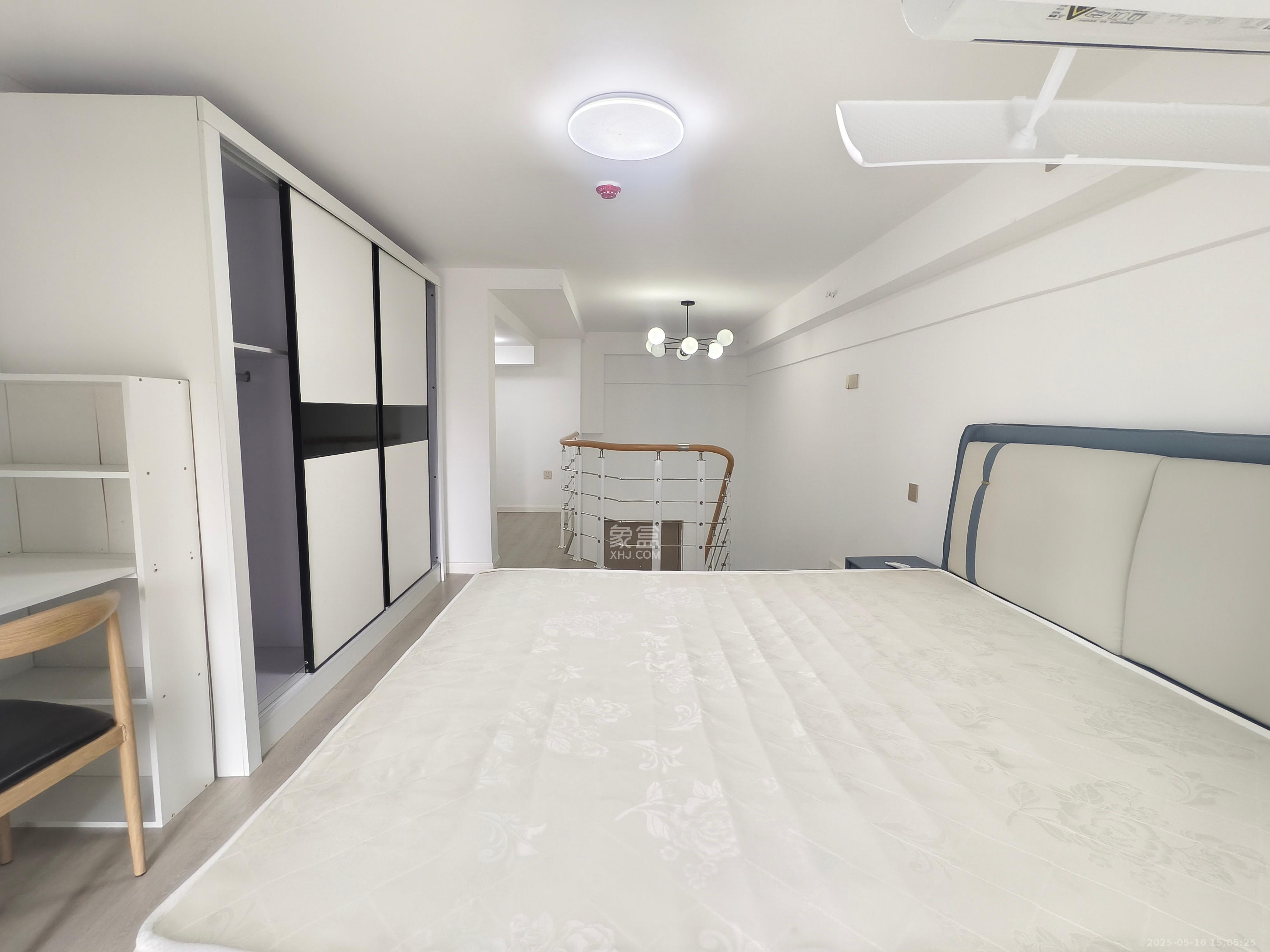 金地中交麓谷香颂(金地中交雅苑) 1室1厅1卫 2100.0元/月 金地中交麓谷香颂(金地中交雅苑) 1室1厅1卫 2100.0元/月室内图