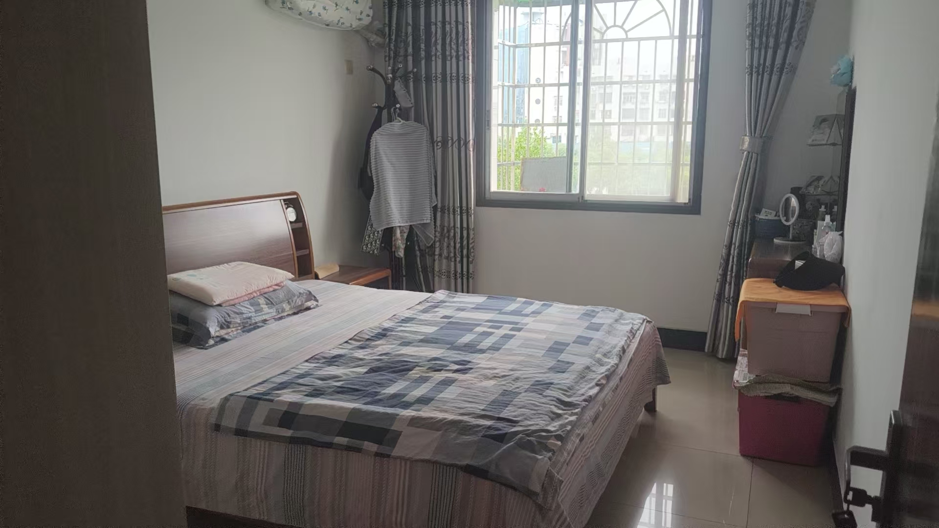 大码头街道鹅洋池居委会 3室2厅1卫 1500.0元/月 大码头街道鹅洋池居委会 3室2厅1卫 1500.0元/月室内图