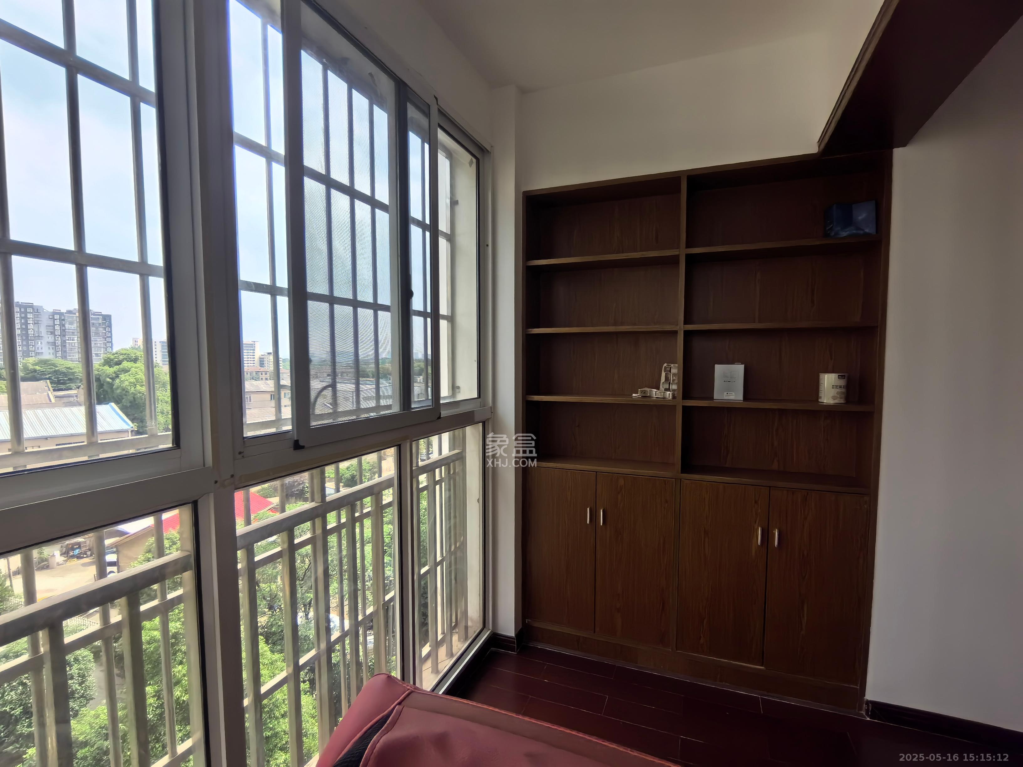 南郡雅园 2室2厅1卫 1400.0元/月 南郡雅园 2室2厅1卫 1400.0元/月室内图