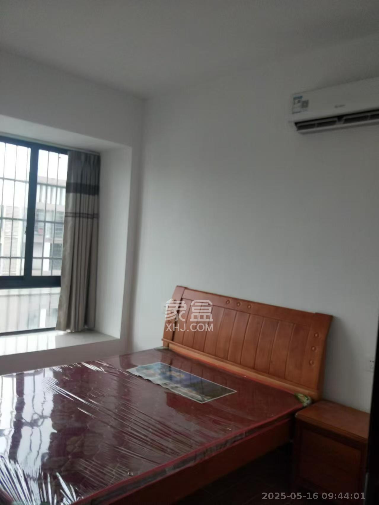 黑金时代广场 4室2厅2卫 2200.0元/月 黑金时代广场 4室2厅2卫 2200.0元/月室内图