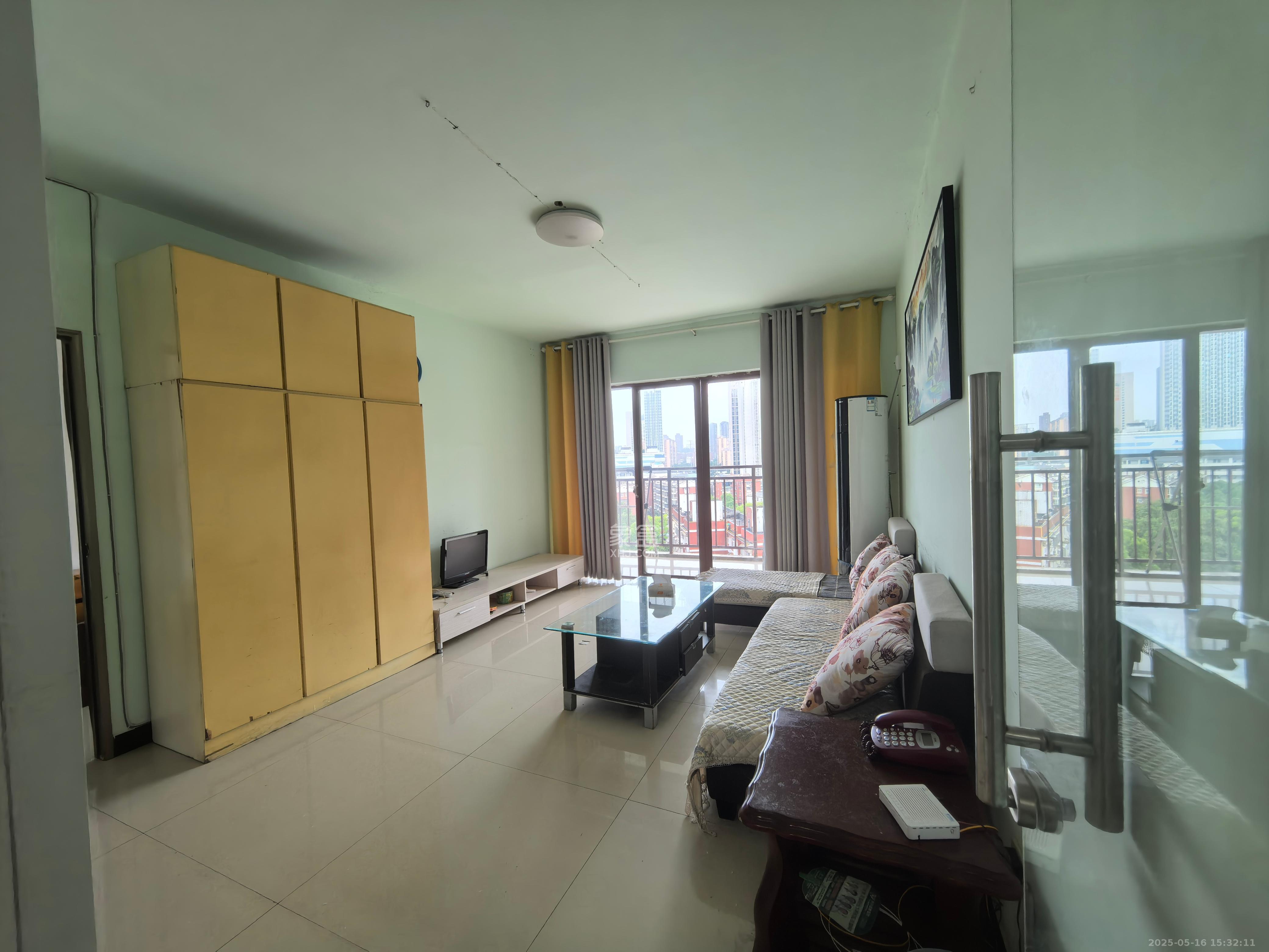 工贸大厦 2室2厅1卫 2300.0元/月 工贸大厦 2室2厅1卫 2300.0元/月室内图